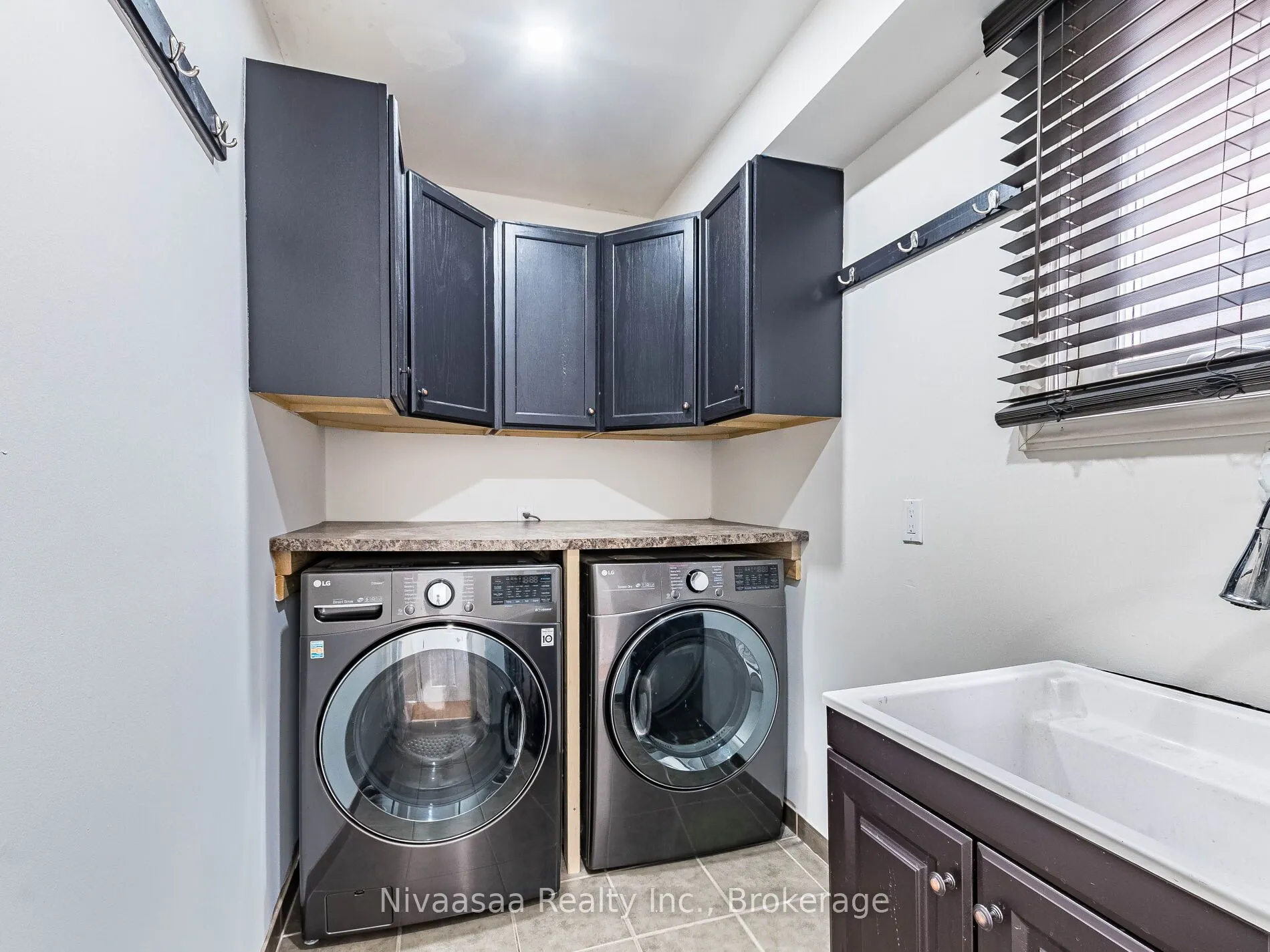7209 Danton Promenade