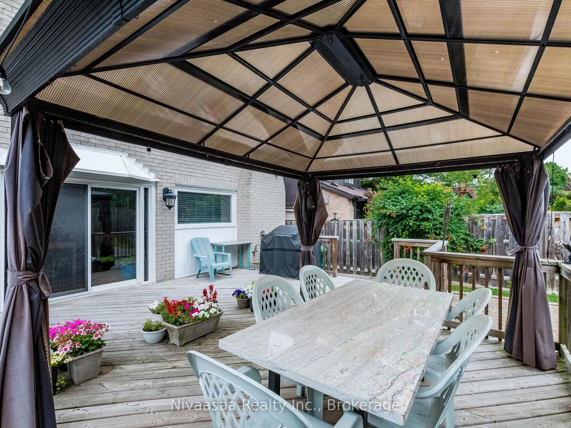 7209 Danton Promenade