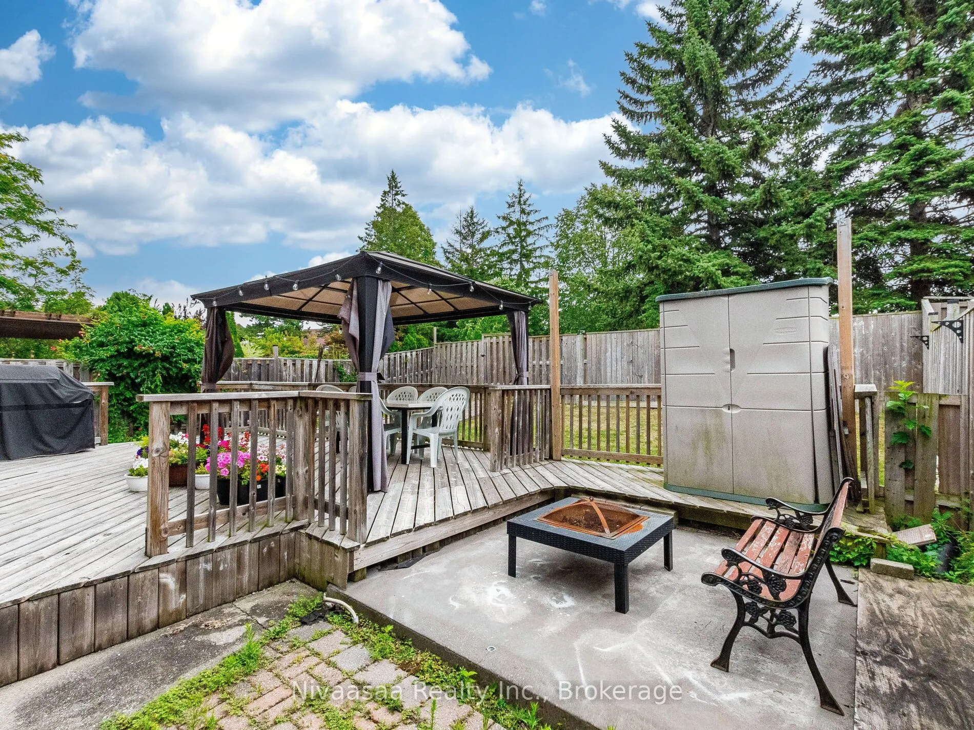 7209 Danton Promenade