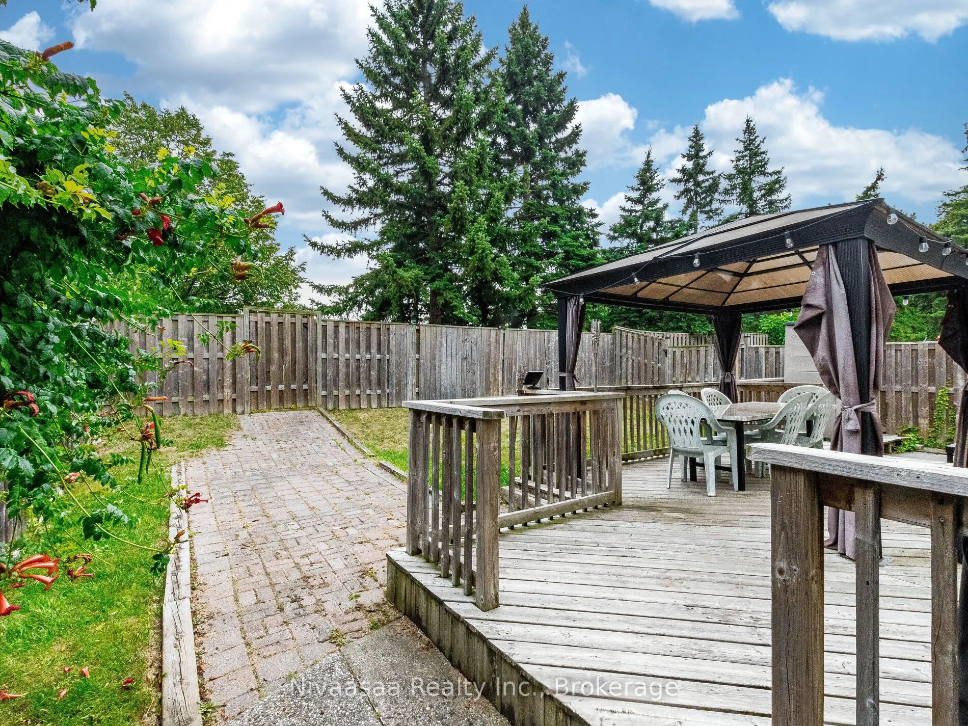 7209 Danton Promenade