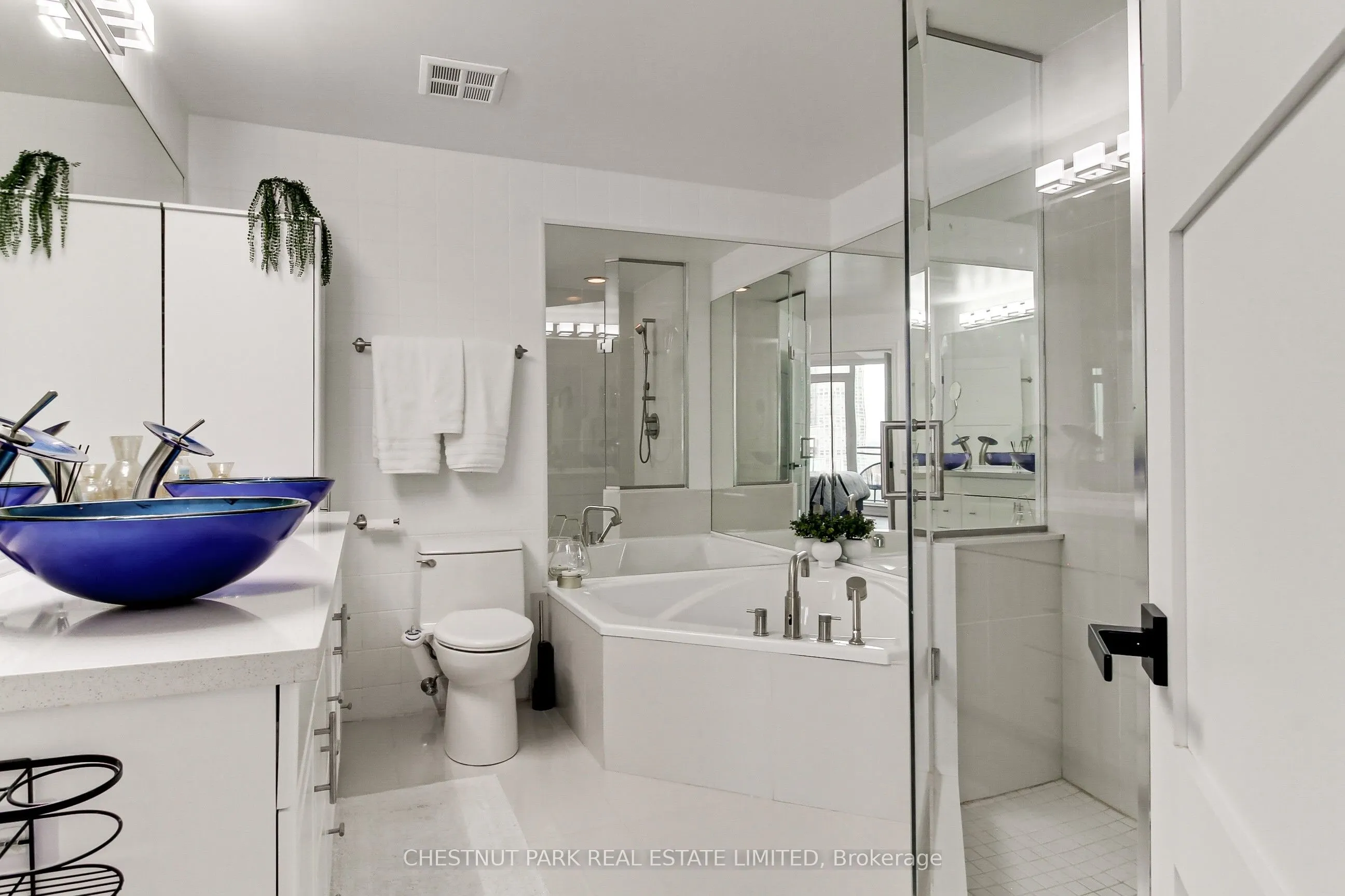 2121 Lake Shore Boulevard W, #1805