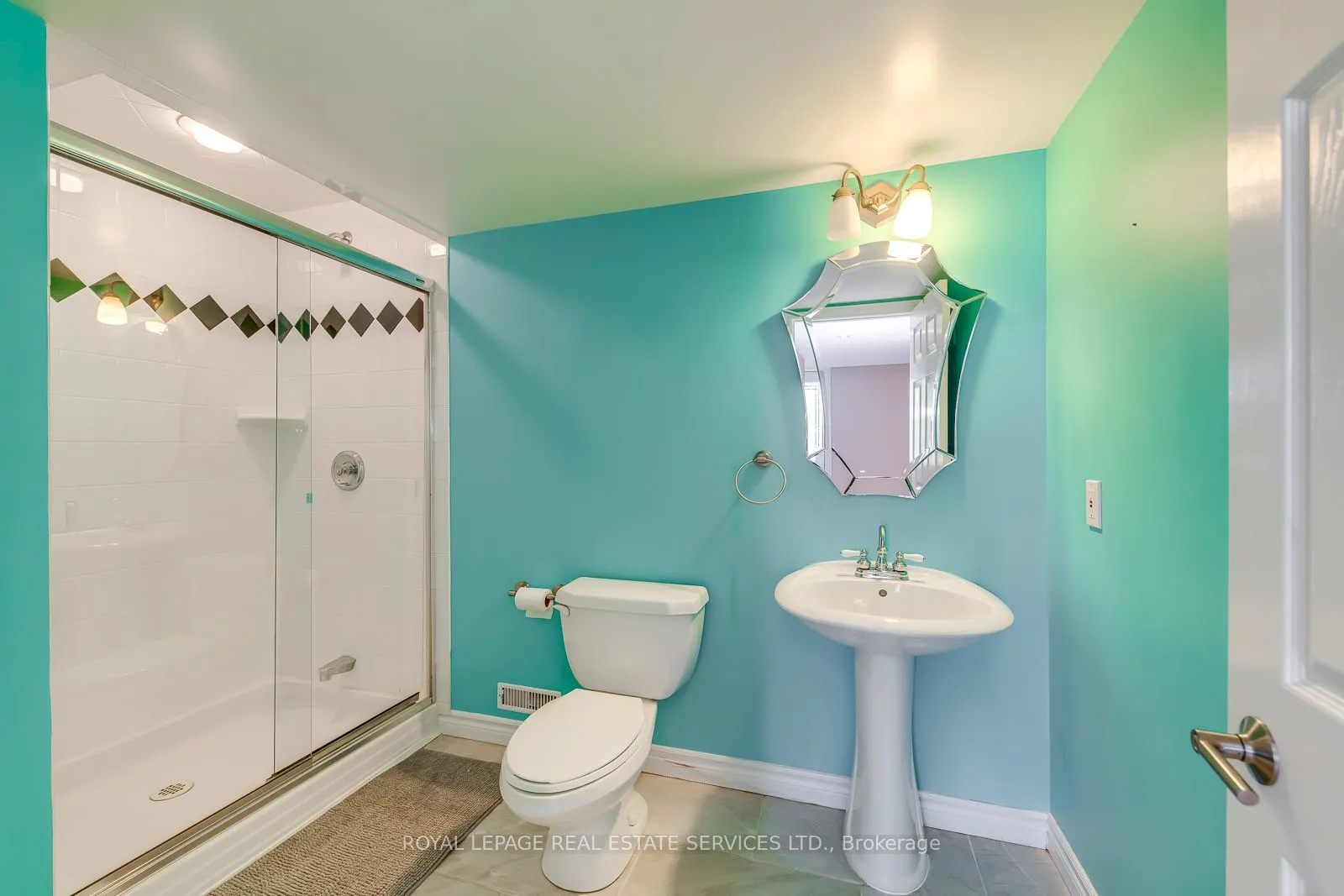 1387 Bayshire Drive