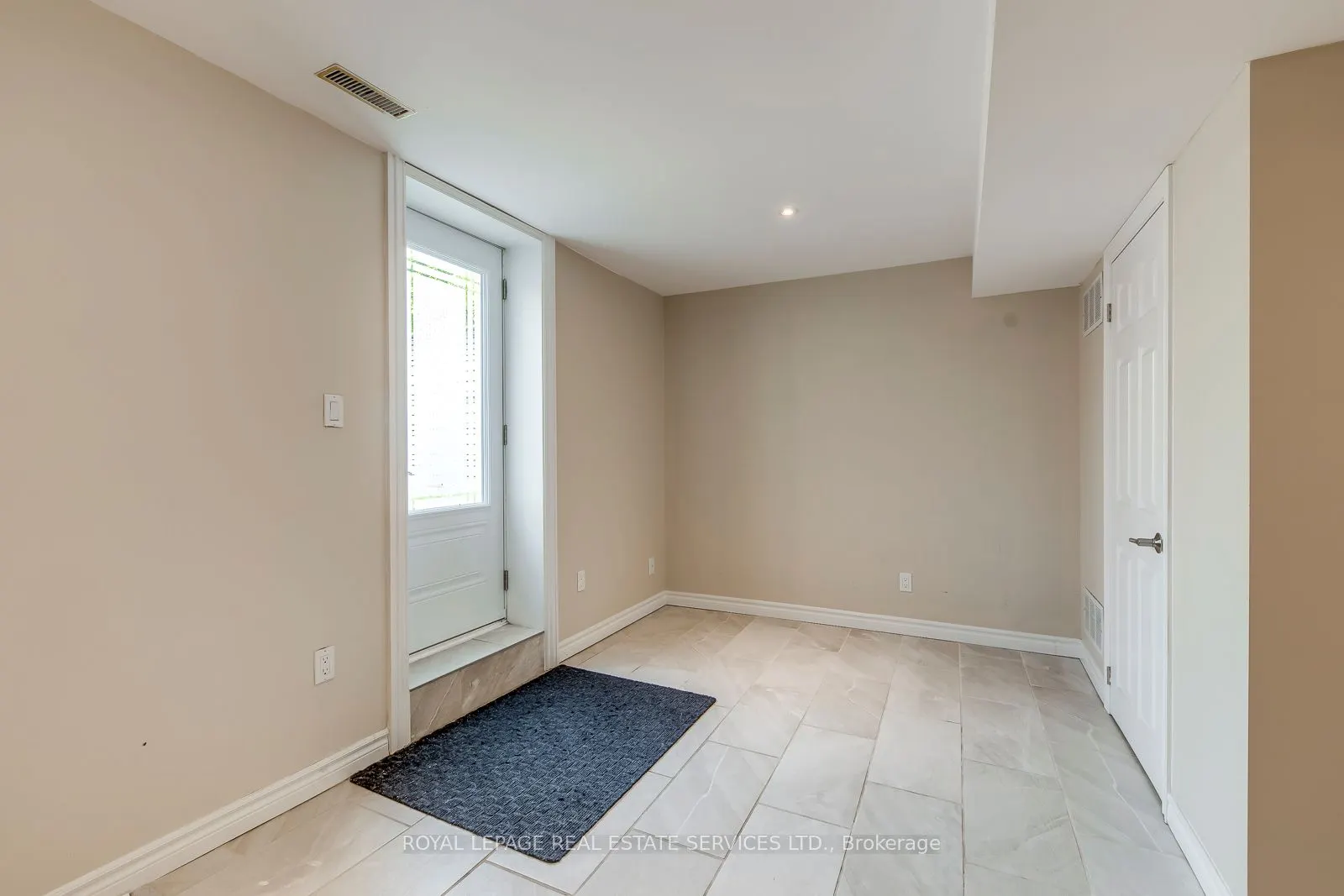 1387 Bayshire Drive