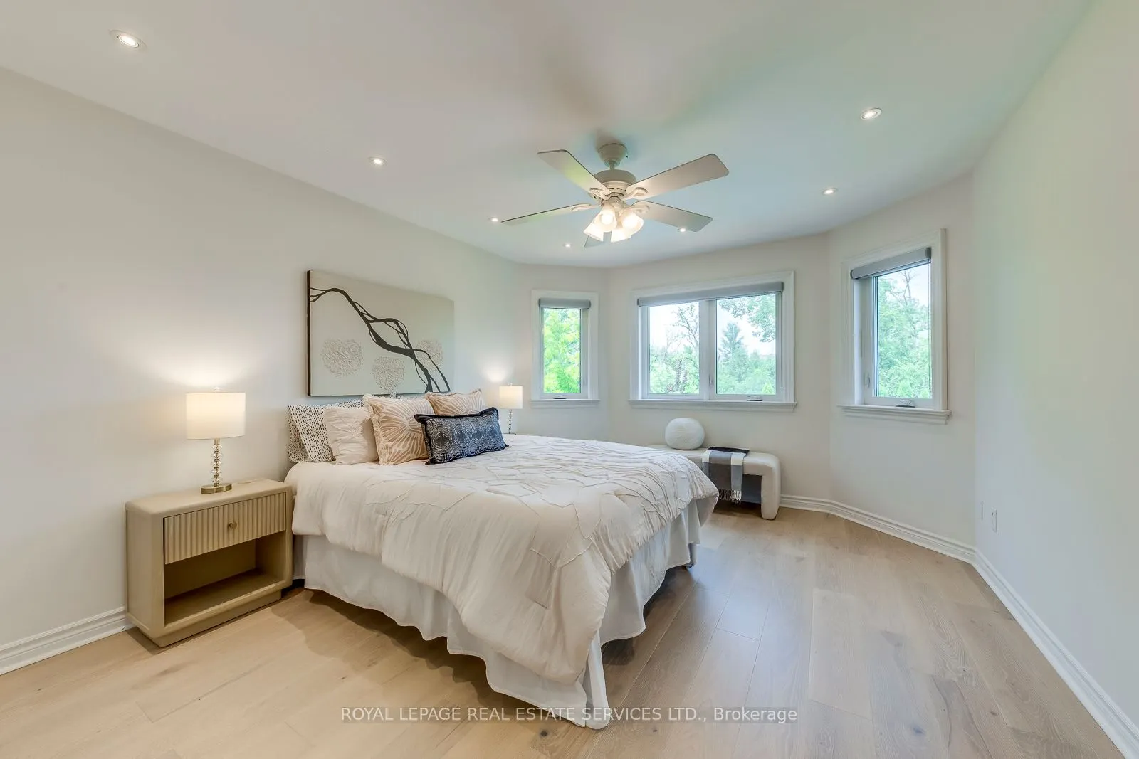 1387 Bayshire Drive