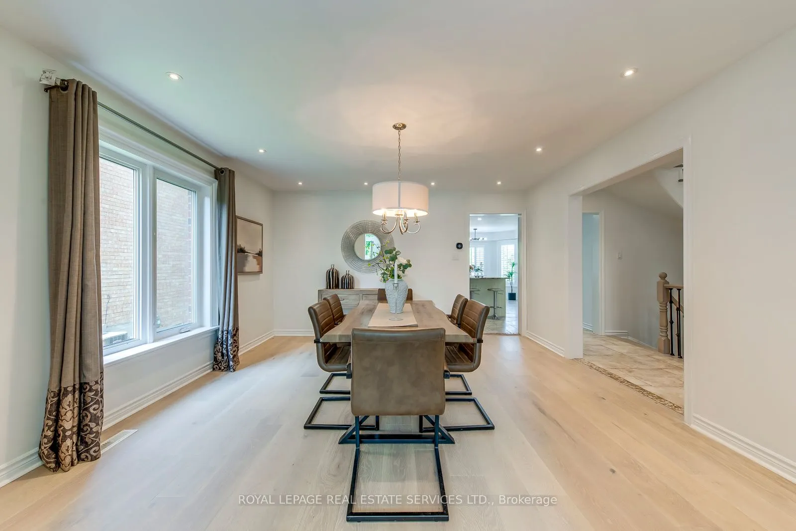 1387 Bayshire Drive
