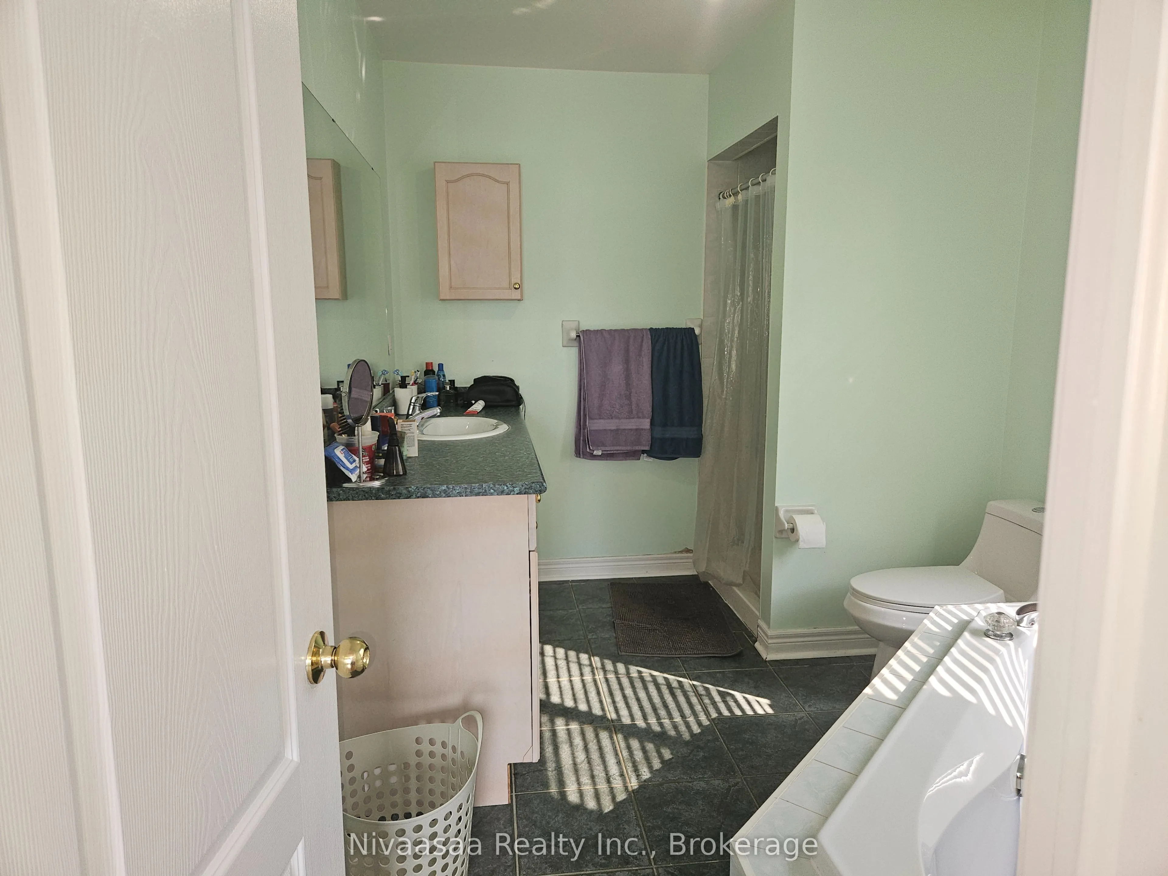 926 Ledbury Crescent