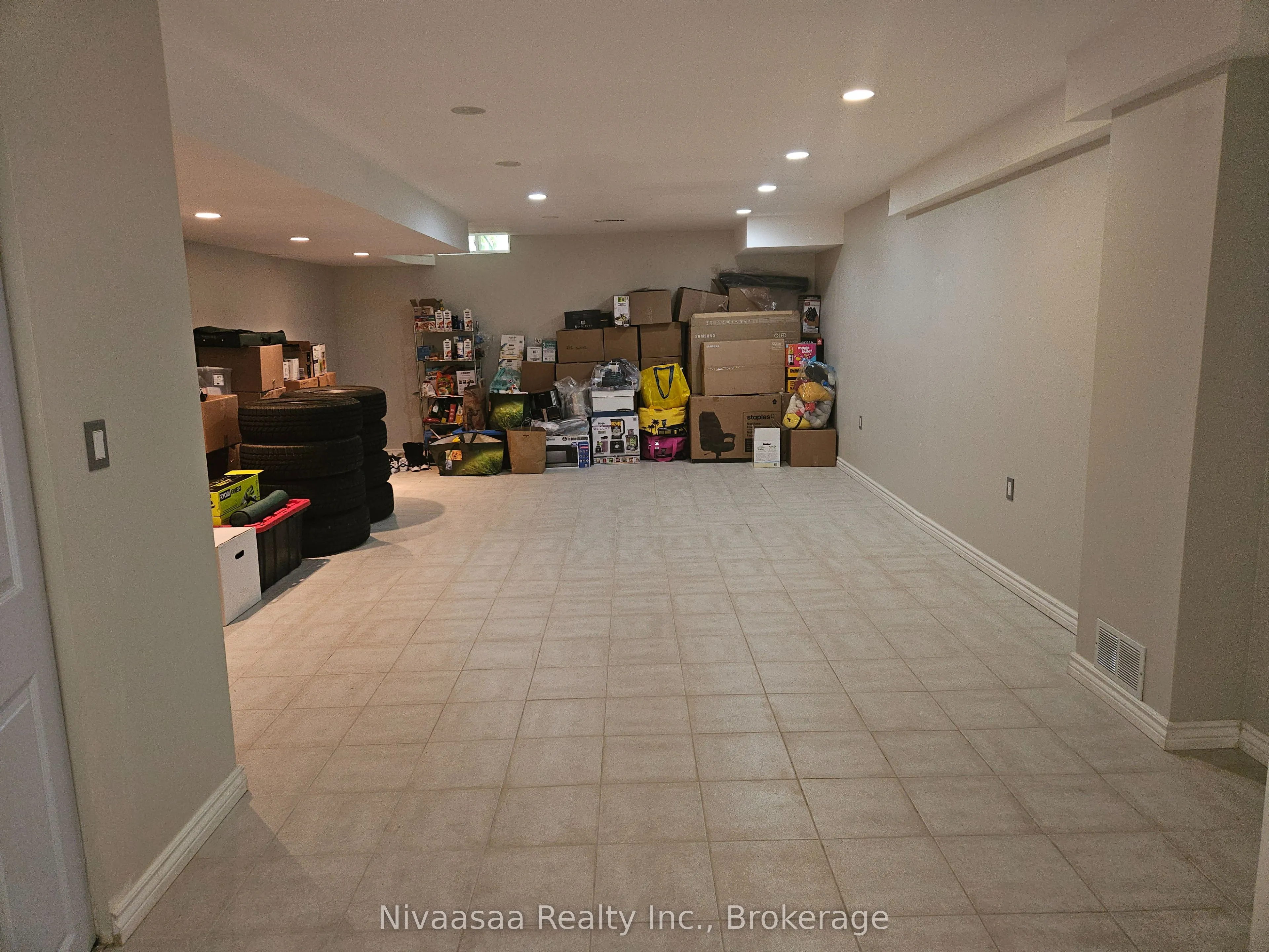 926 Ledbury Crescent