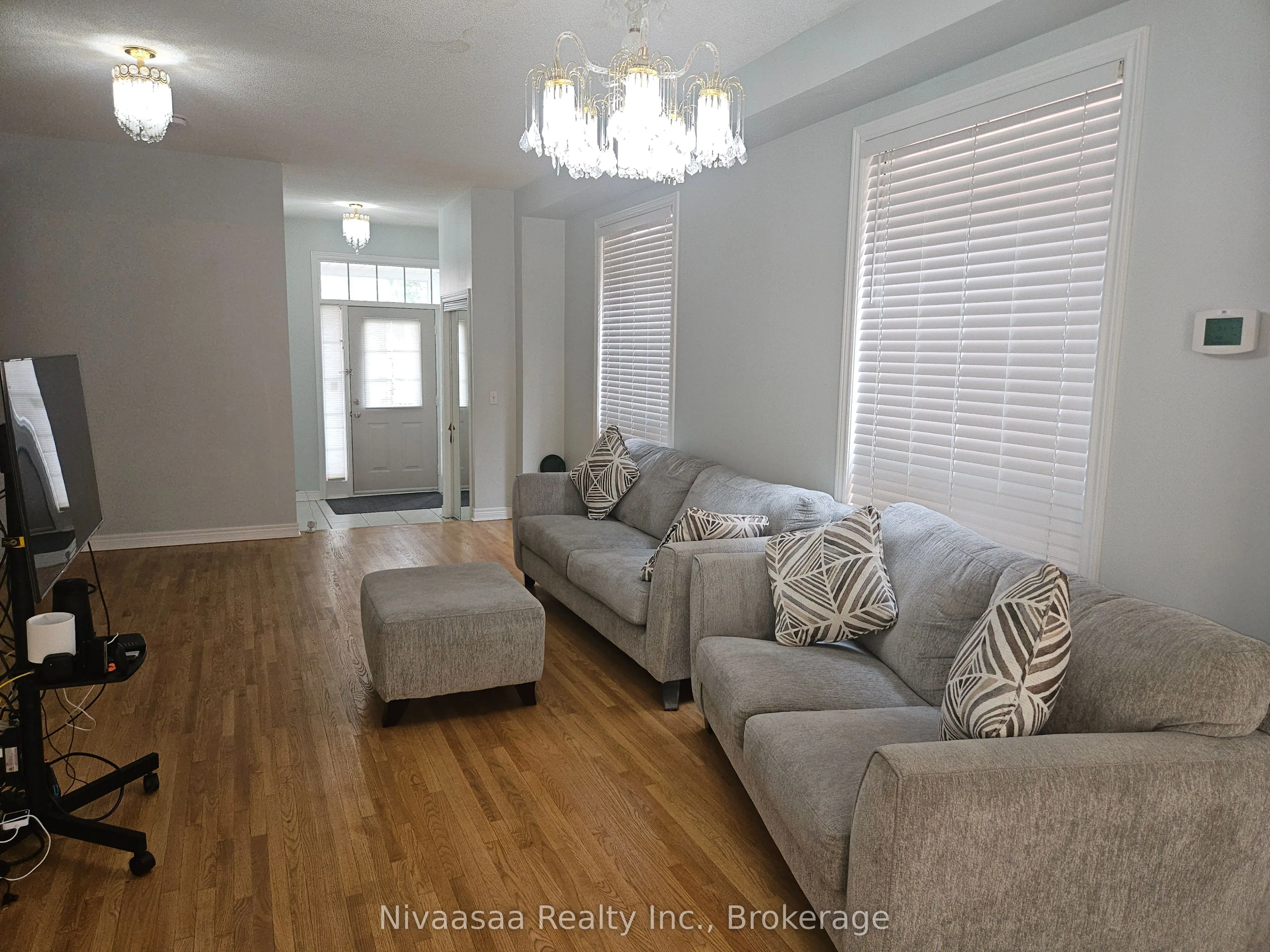 926 Ledbury Crescent