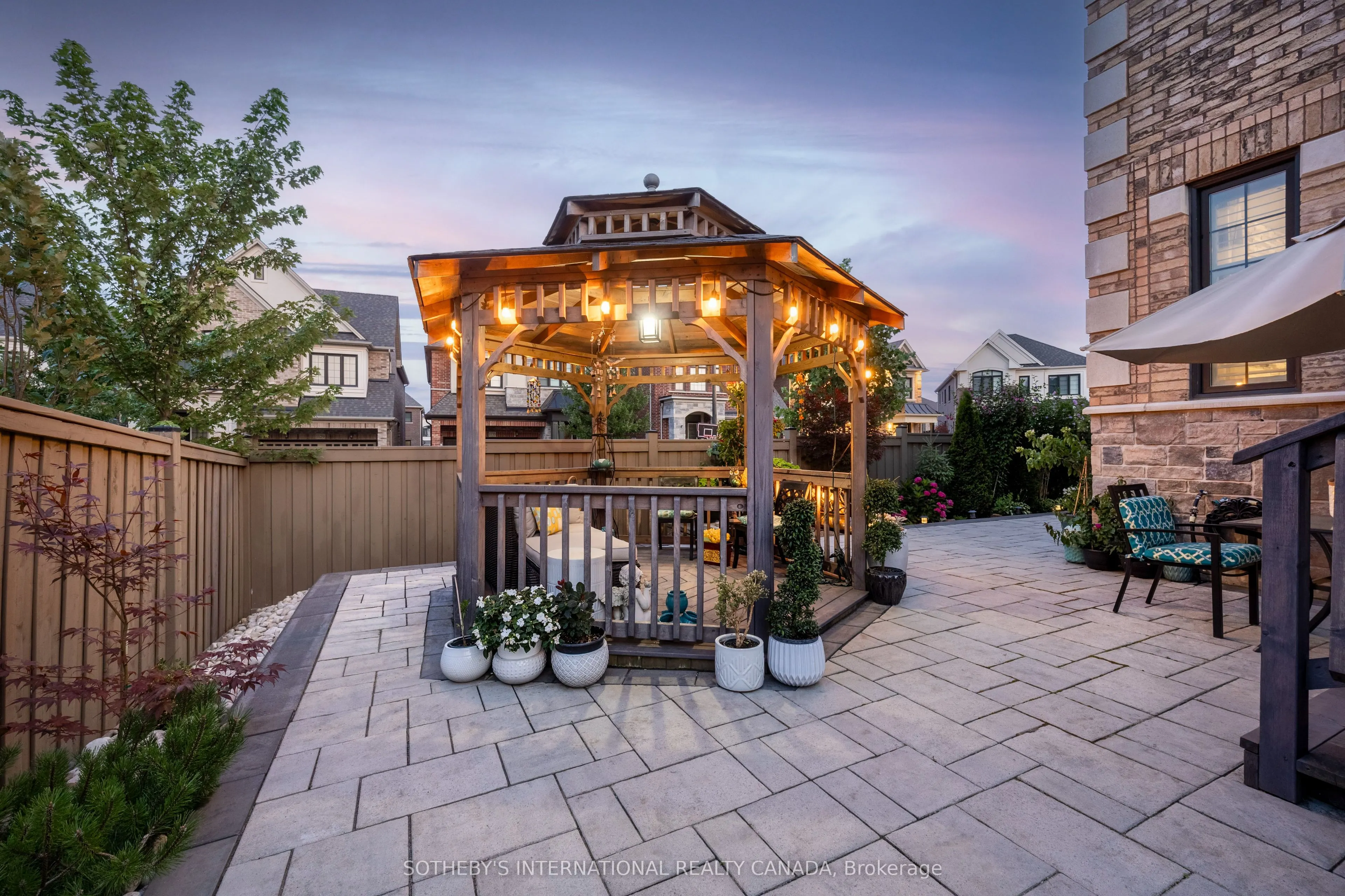 1150 Raspberry Terrace