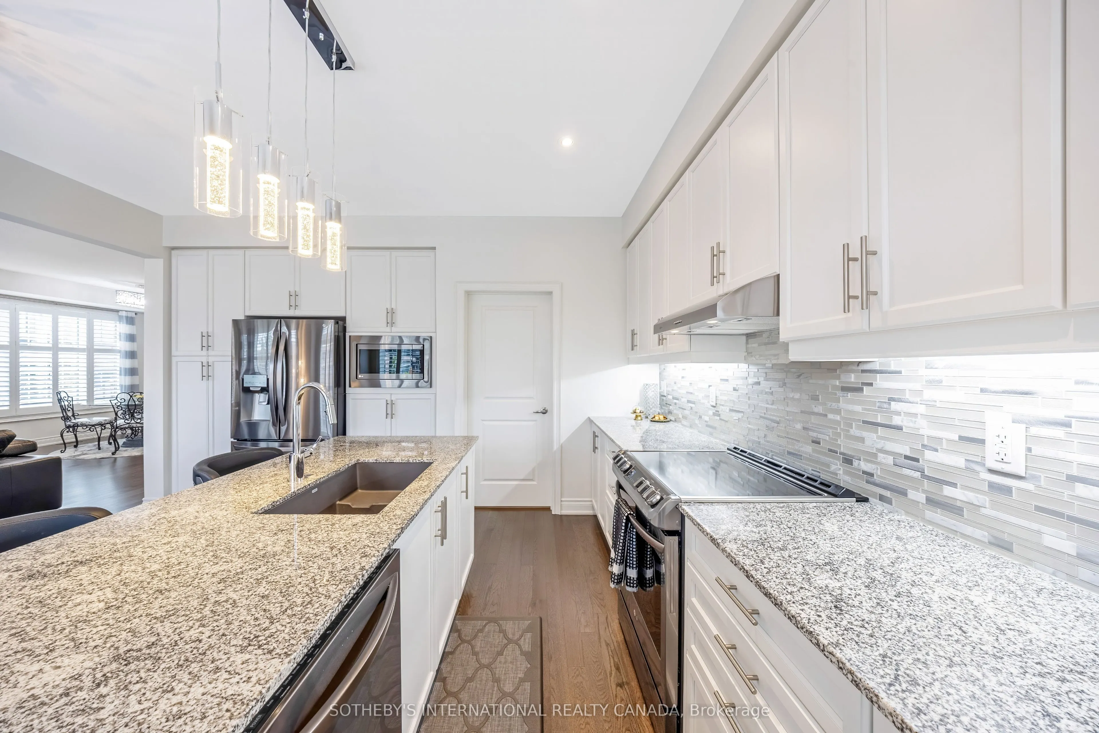 1150 Raspberry Terrace