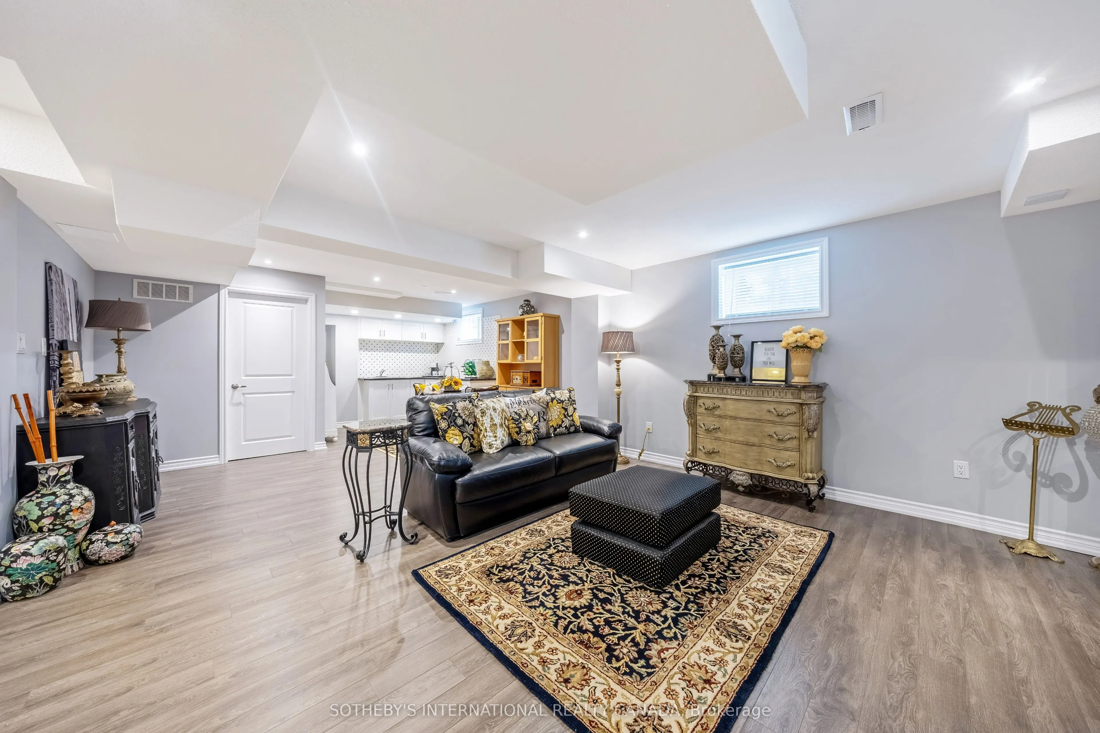 1150 Raspberry Terrace