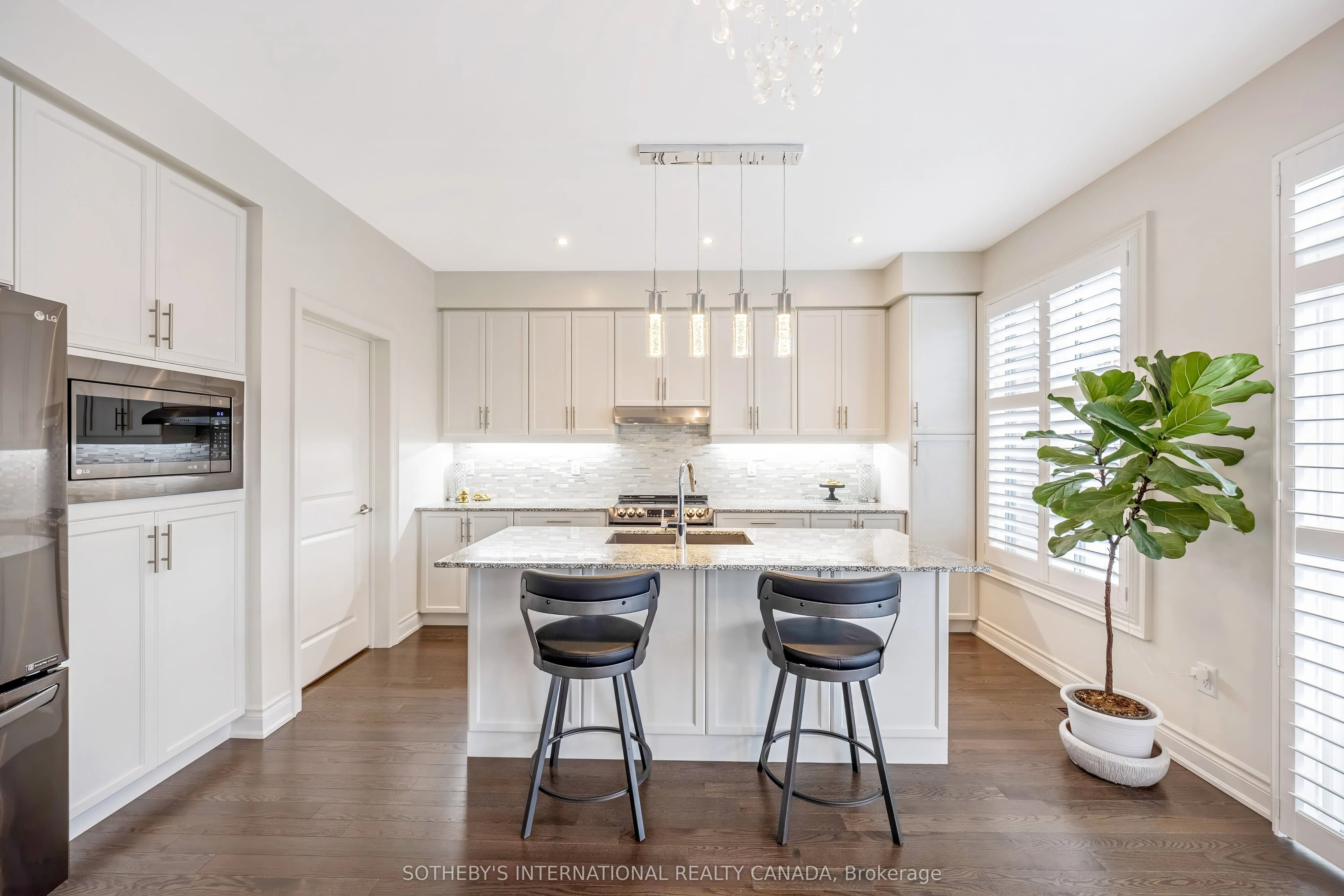 1150 Raspberry Terrace
