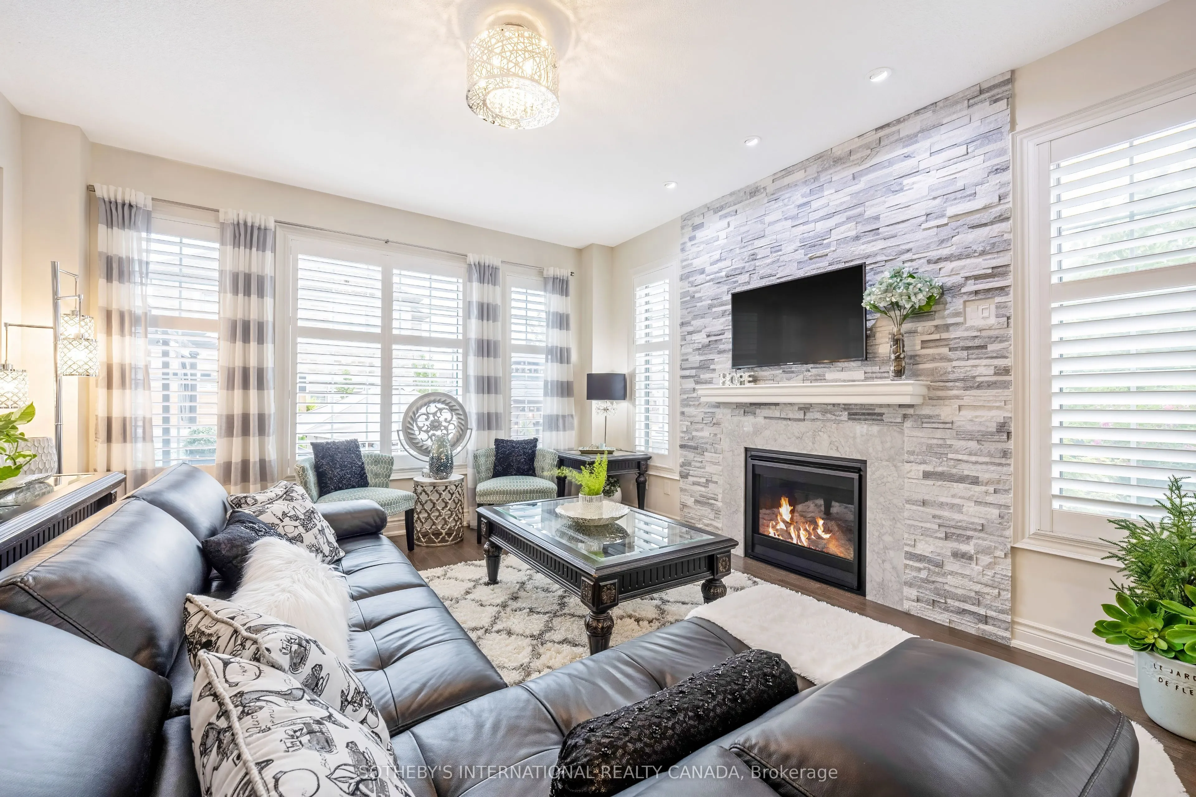 1150 Raspberry Terrace