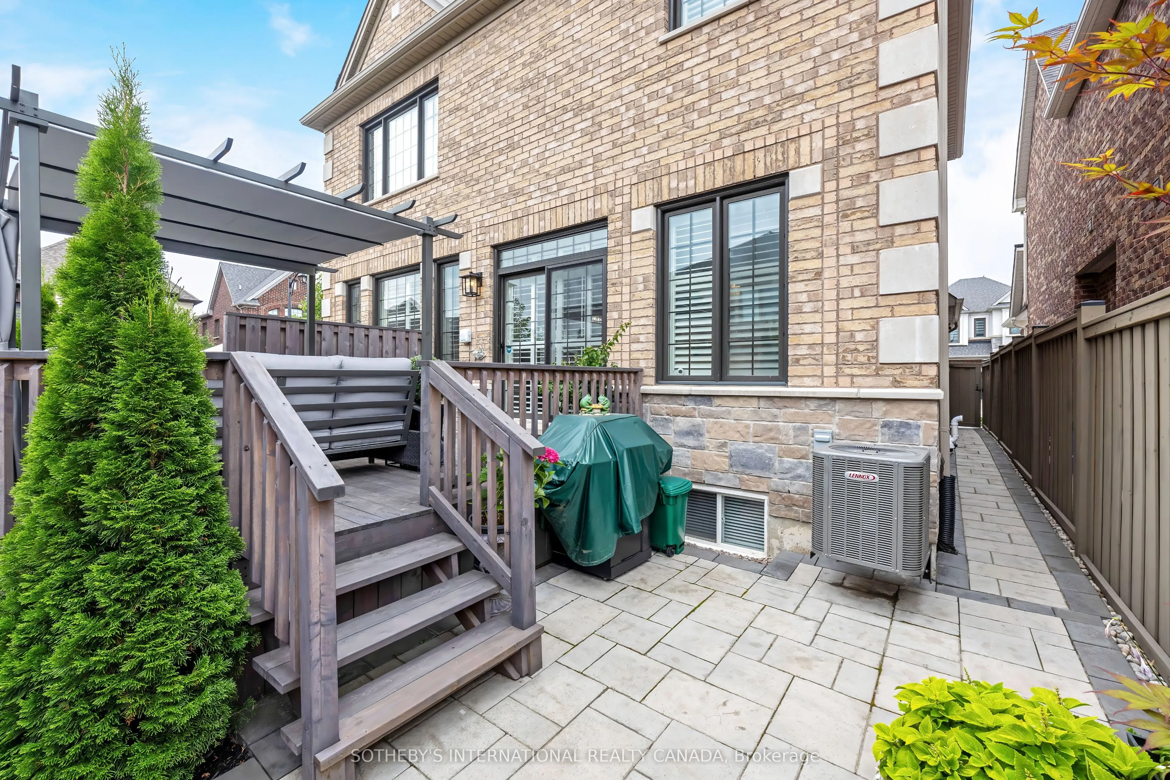 1150 Raspberry Terrace