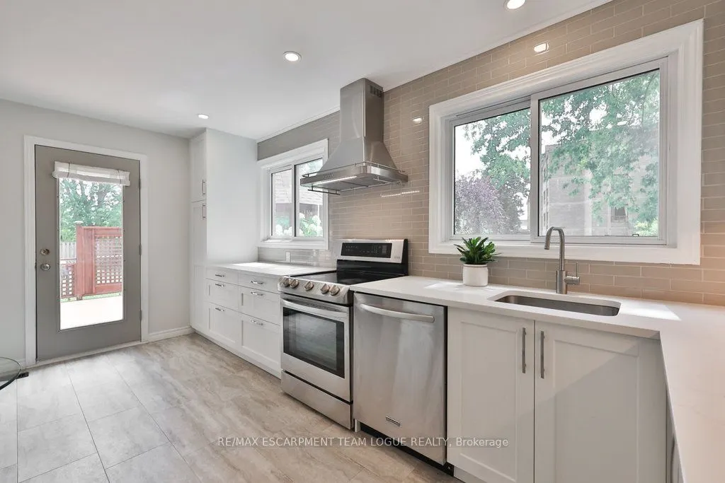 3101 BENTWORTH Drive