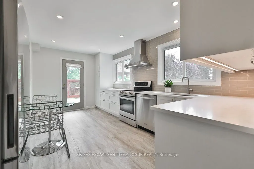 3101 BENTWORTH Drive
