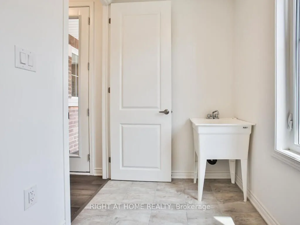 1317 Leriche Way, #63