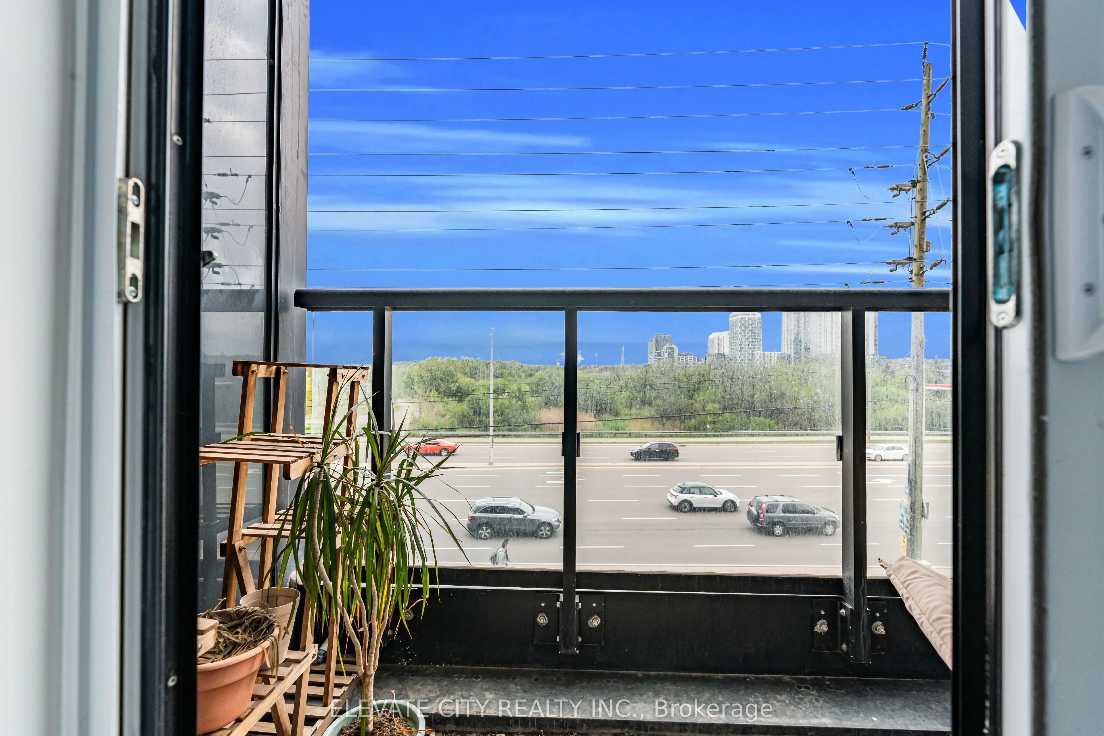 2489 Taunton Road, #219