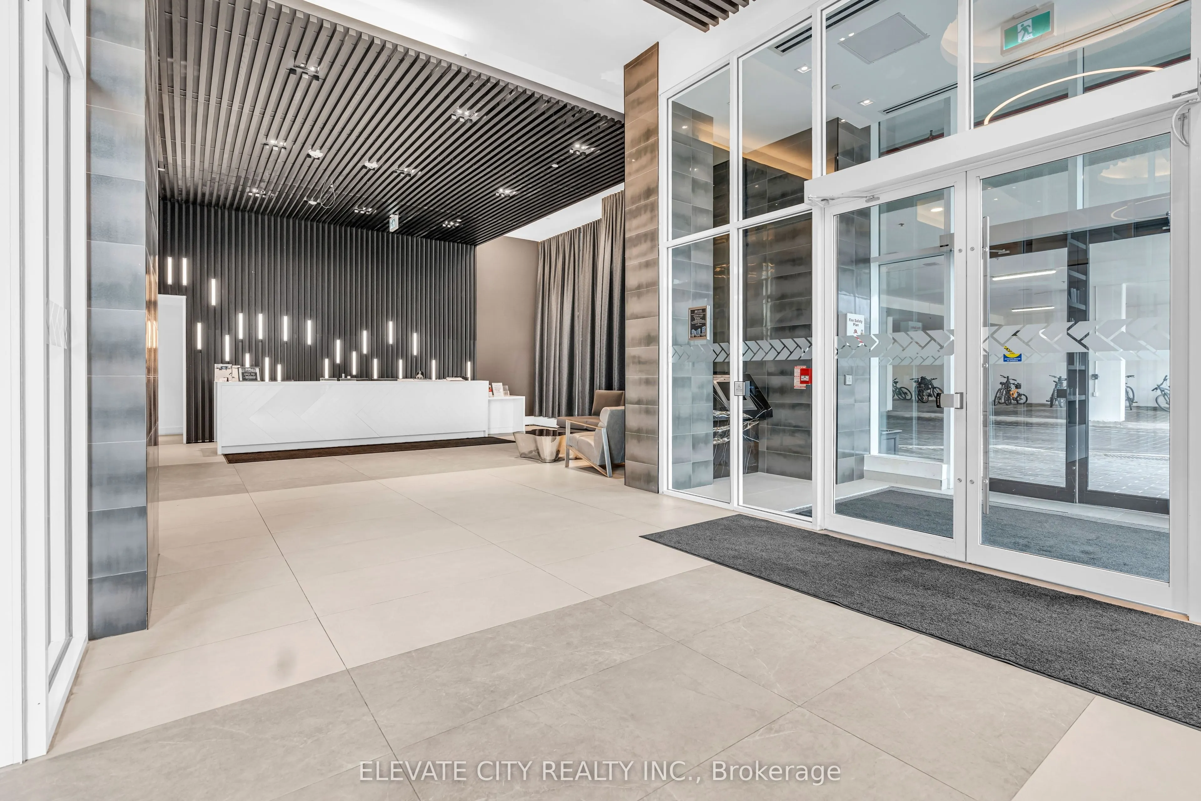2489 Taunton Road, #219
