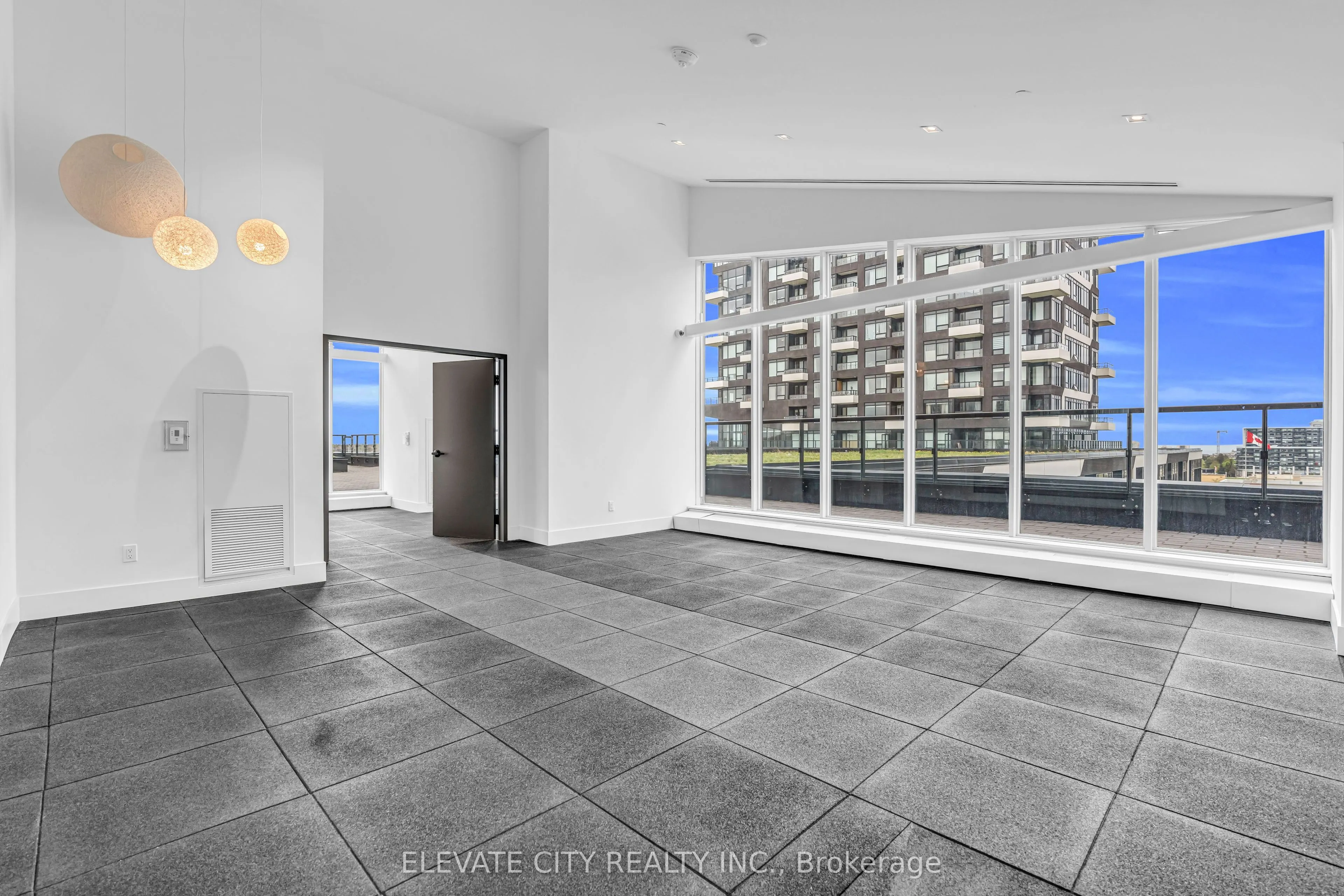 2489 Taunton Road, #219