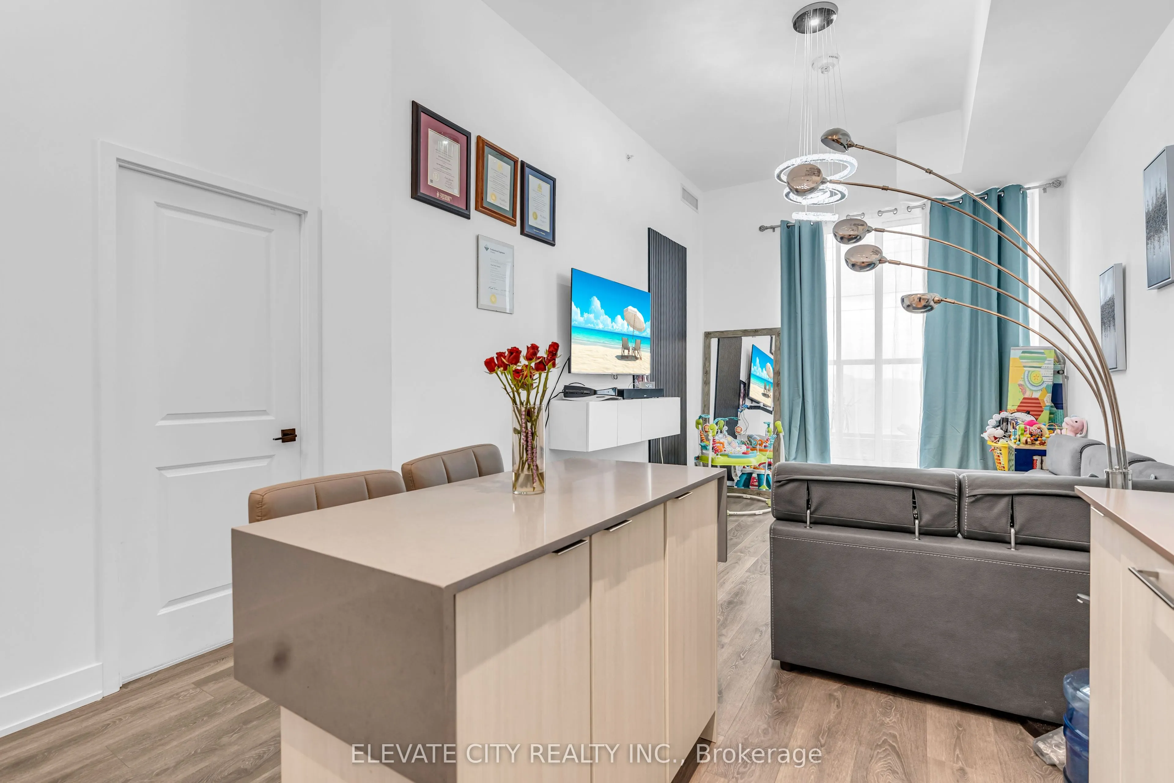 2489 Taunton Road, #219