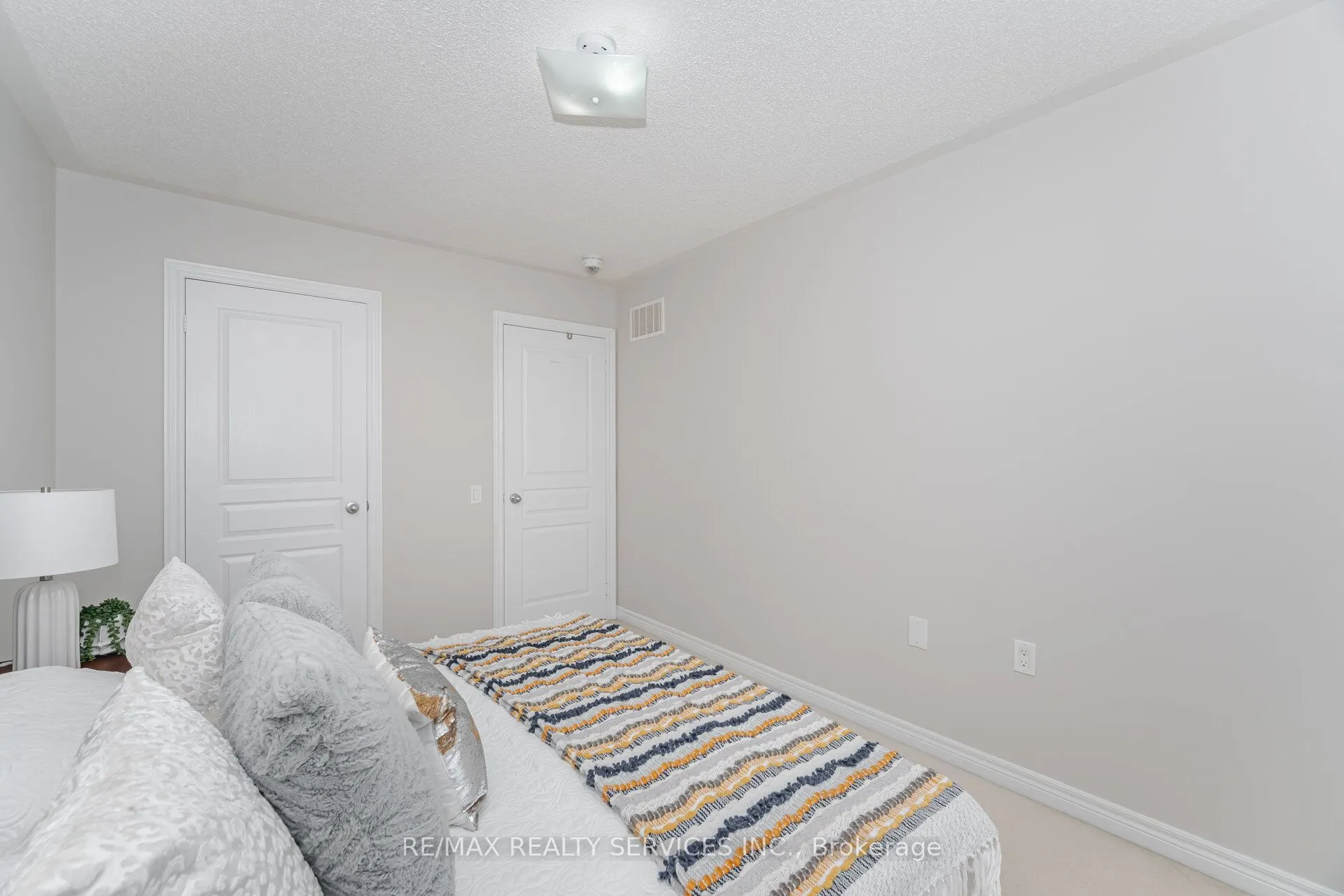 20 Blackberry Valley Crescent