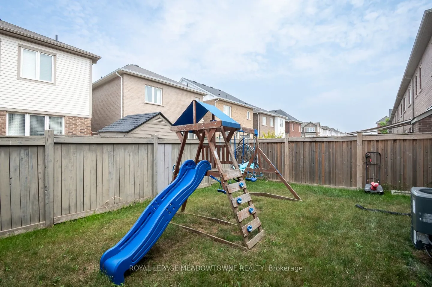 335 Gooding Crescent