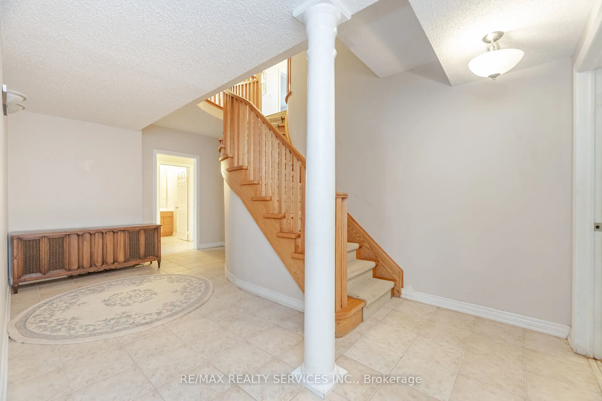 2413 Salcome Drive