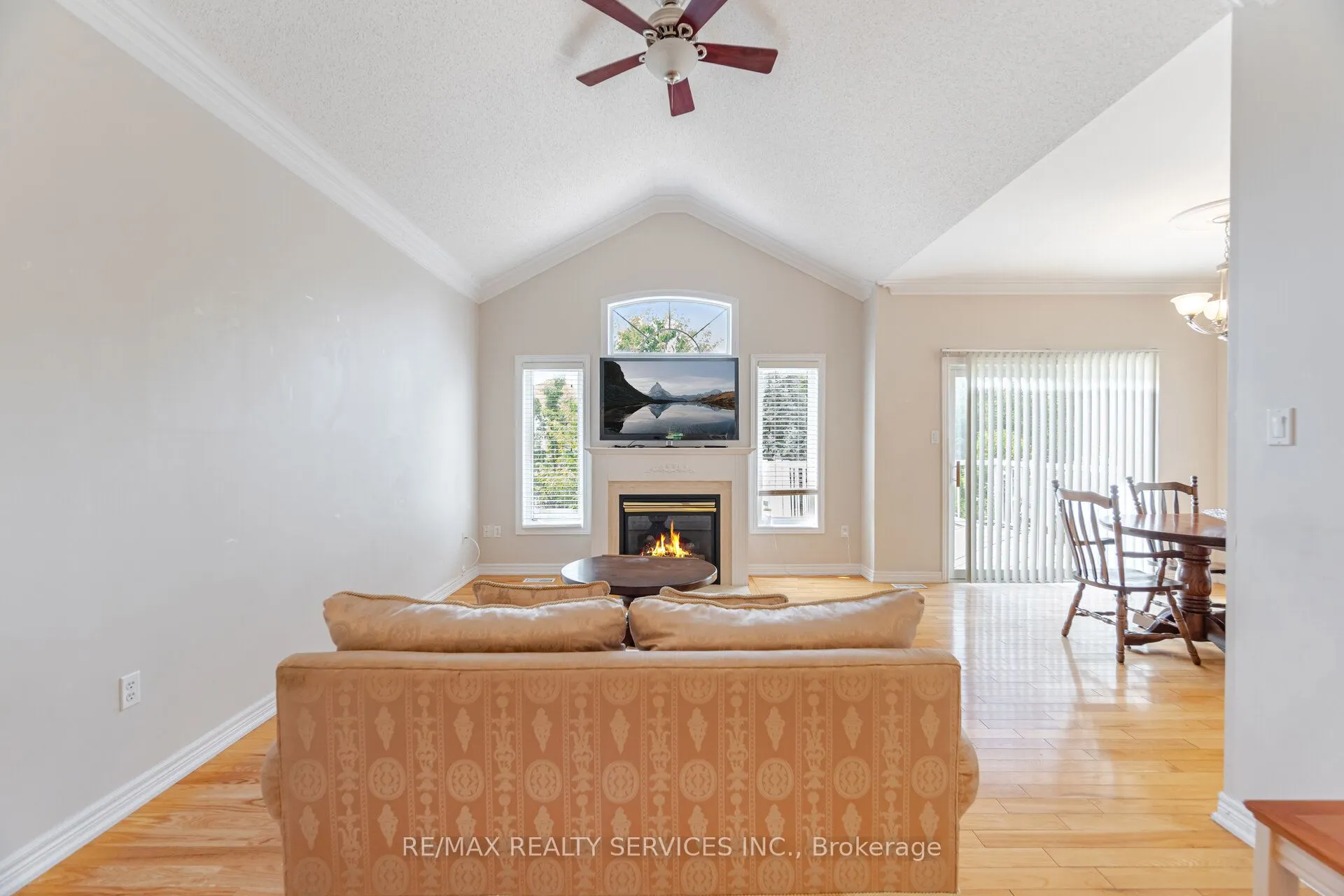 2413 Salcome Drive