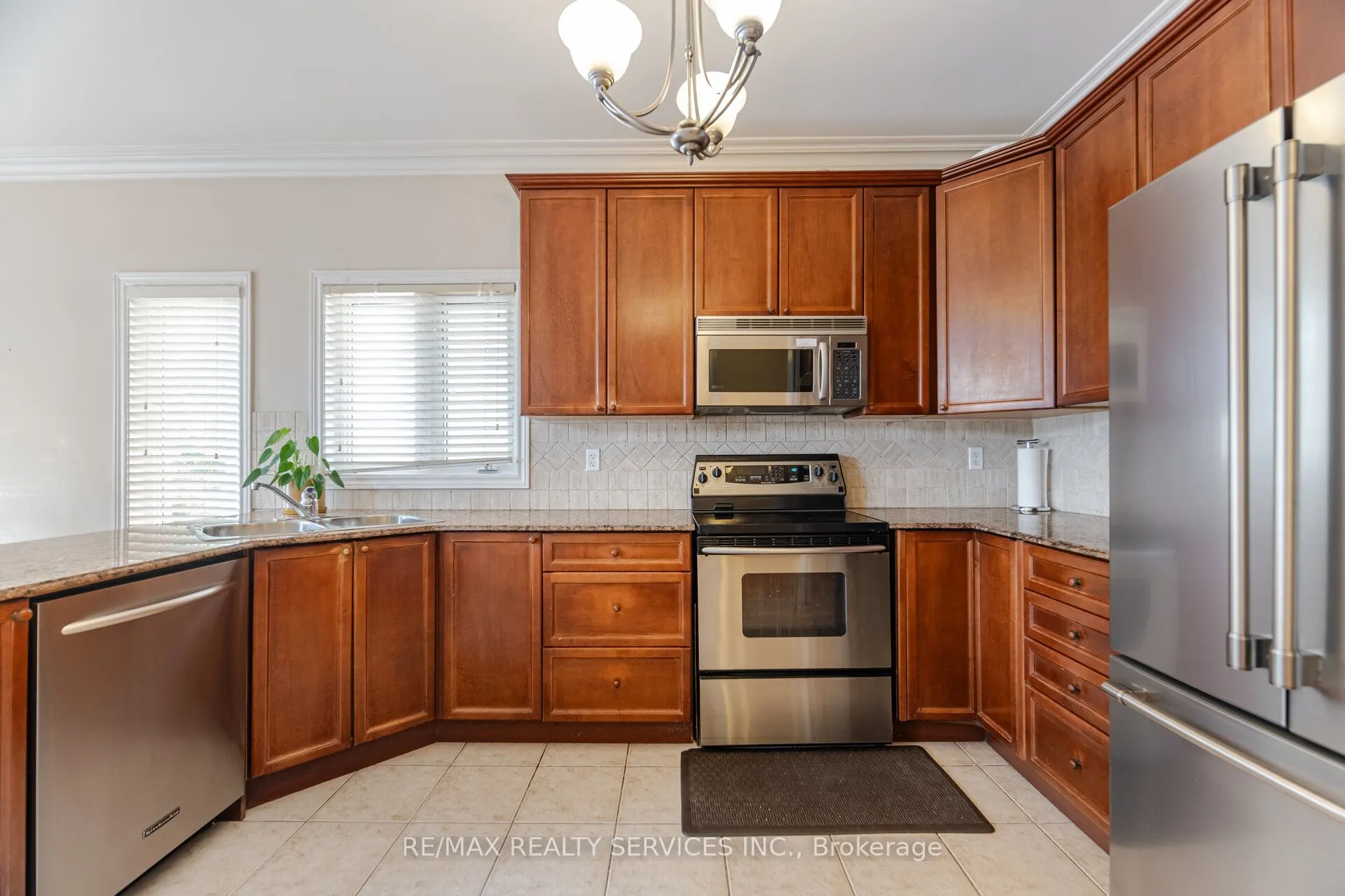 2413 Salcome Drive