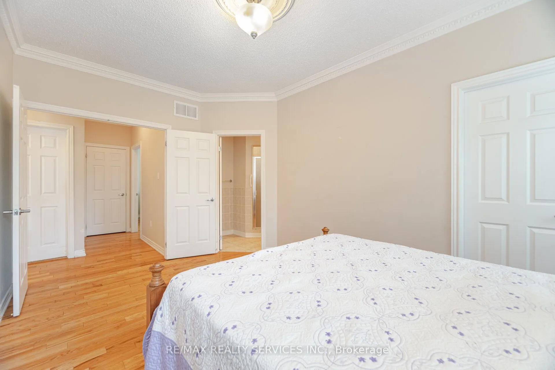 2413 Salcome Drive