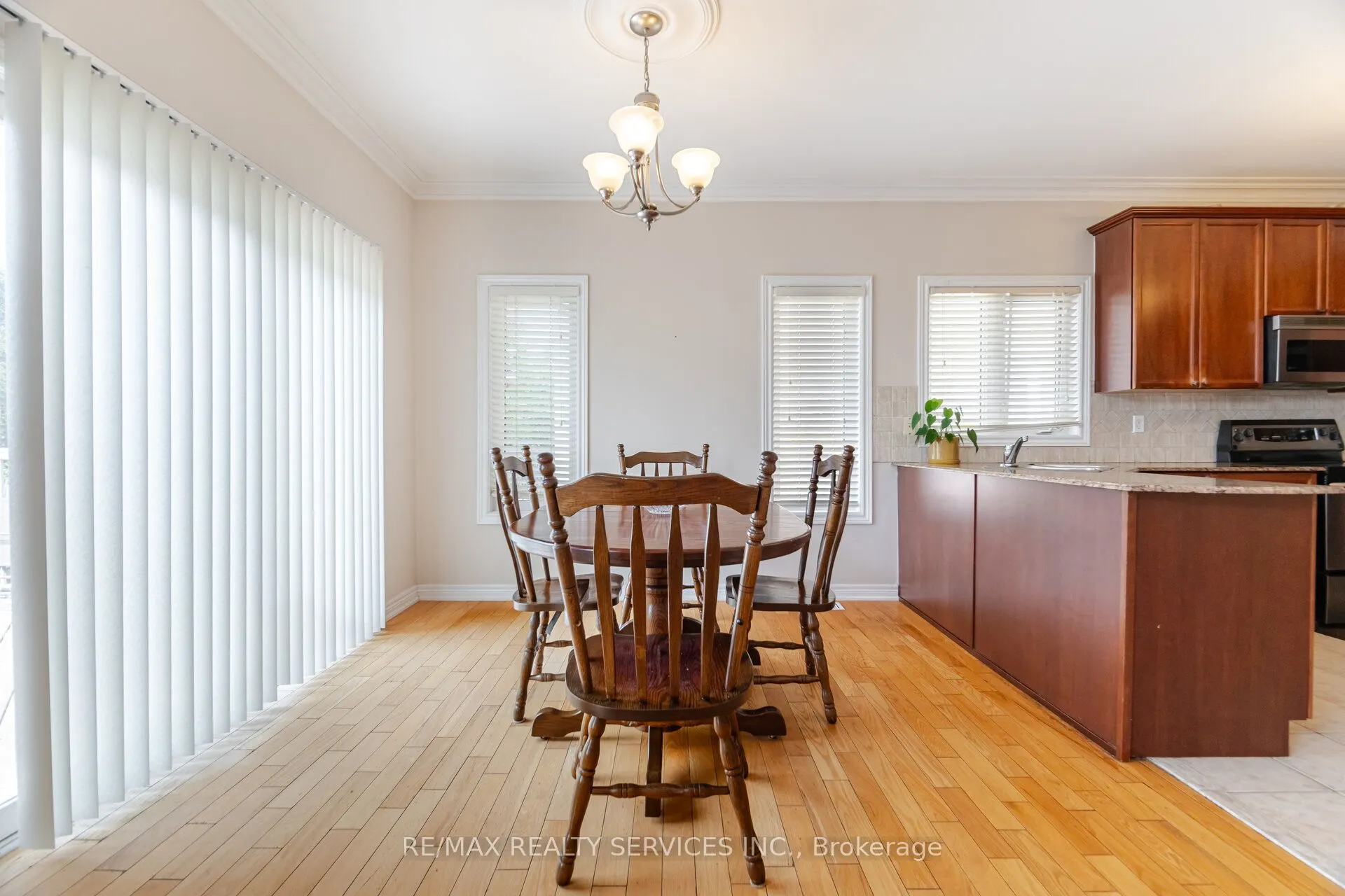 2413 Salcome Drive