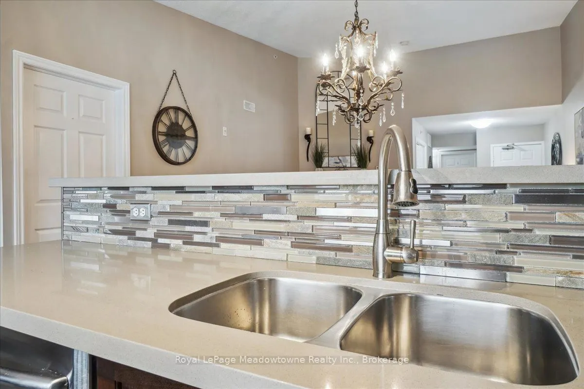 1491 Maple Avenue, #411