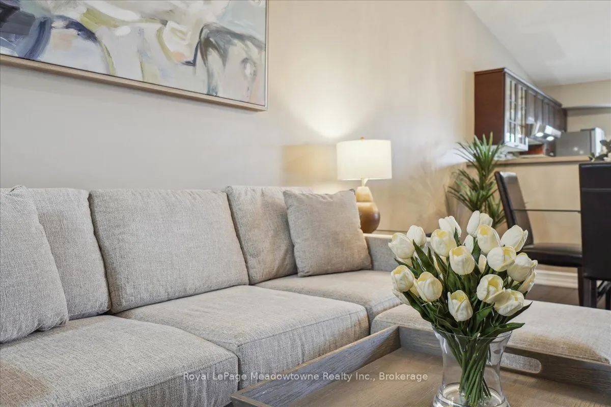 1491 Maple Avenue, #411