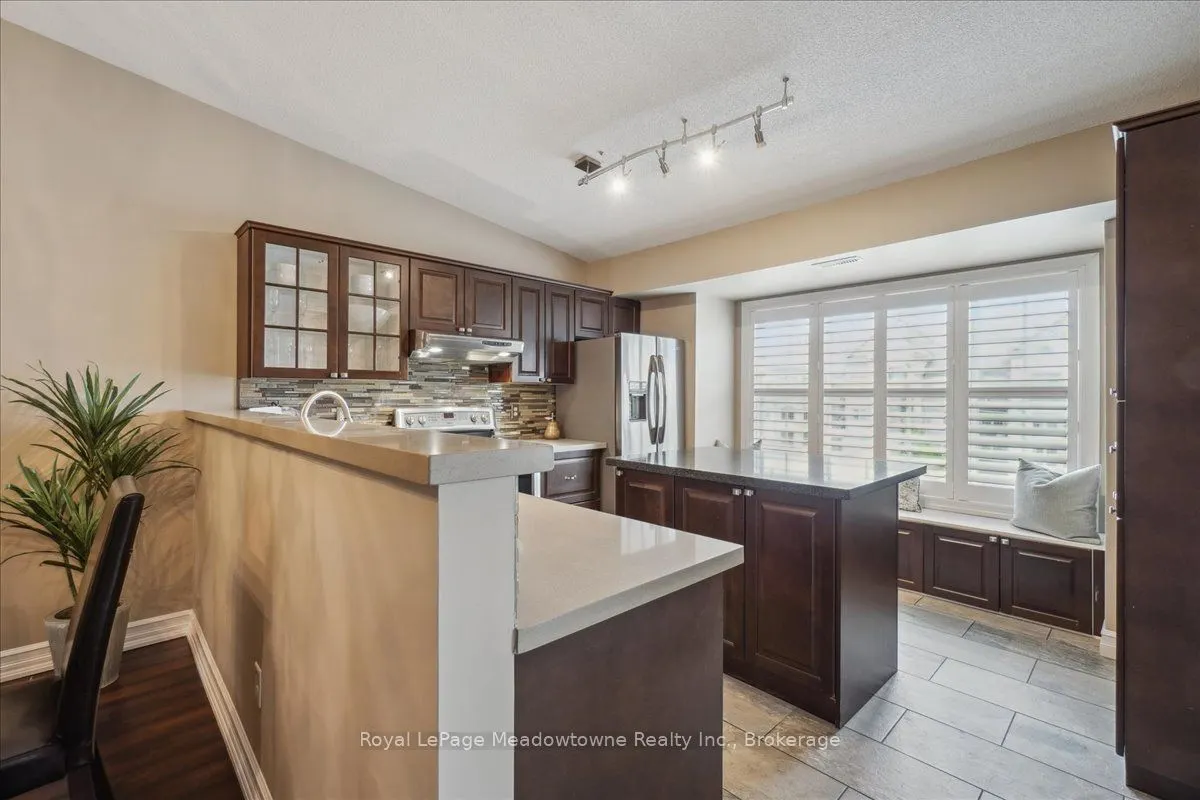 1491 Maple Avenue, #411