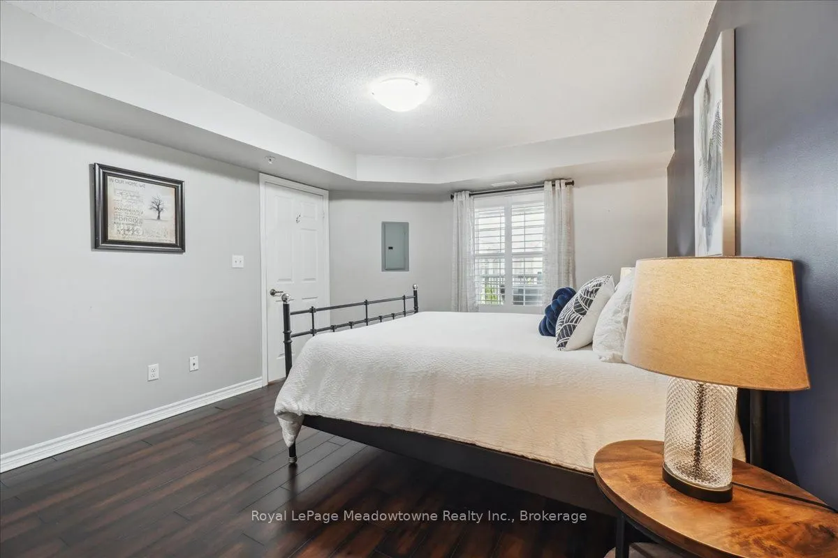 1491 Maple Avenue, #411