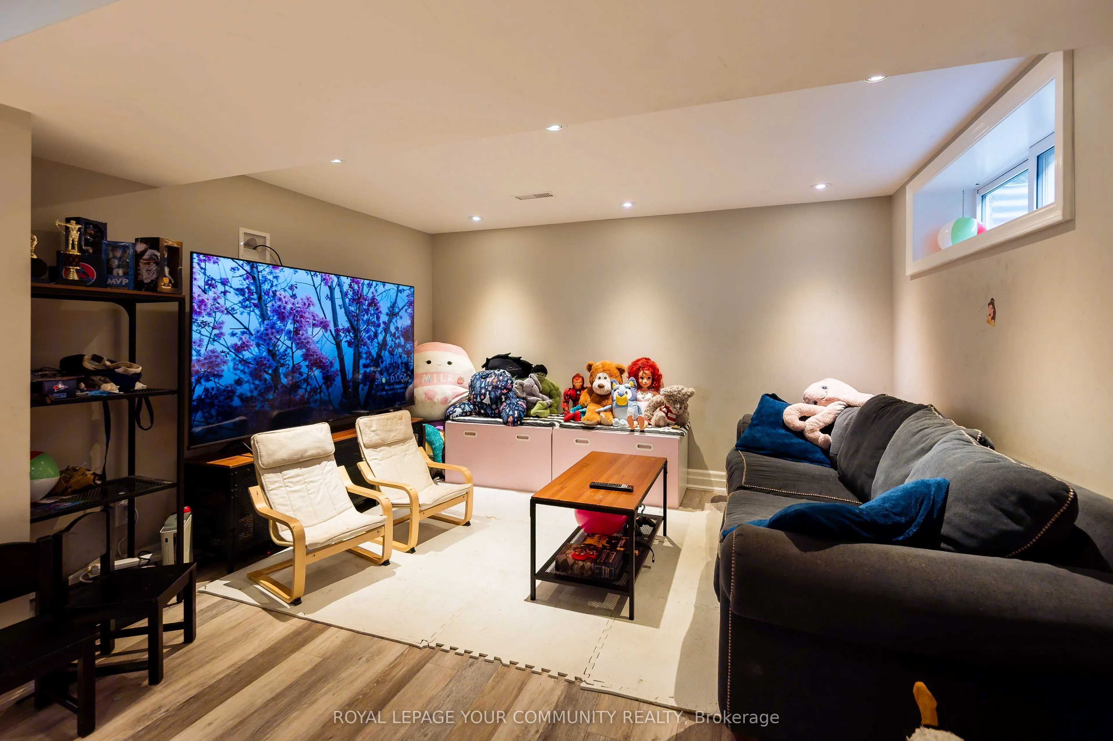 122 Beaver Bend Crescent