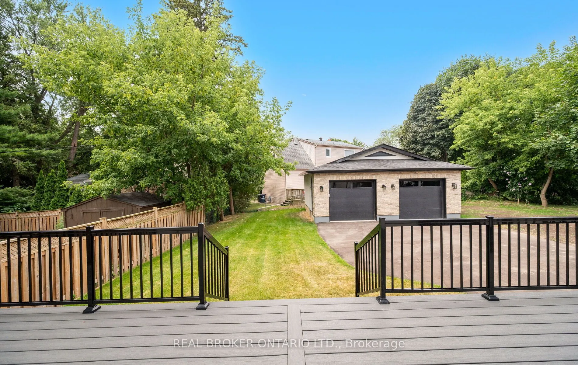 94 Prince Edward Drive S