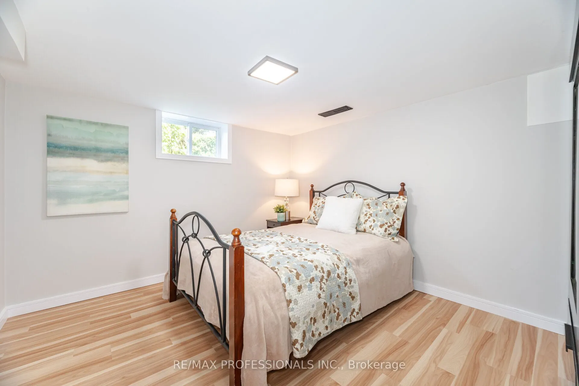 39 Old Oak Road, #Bsmt