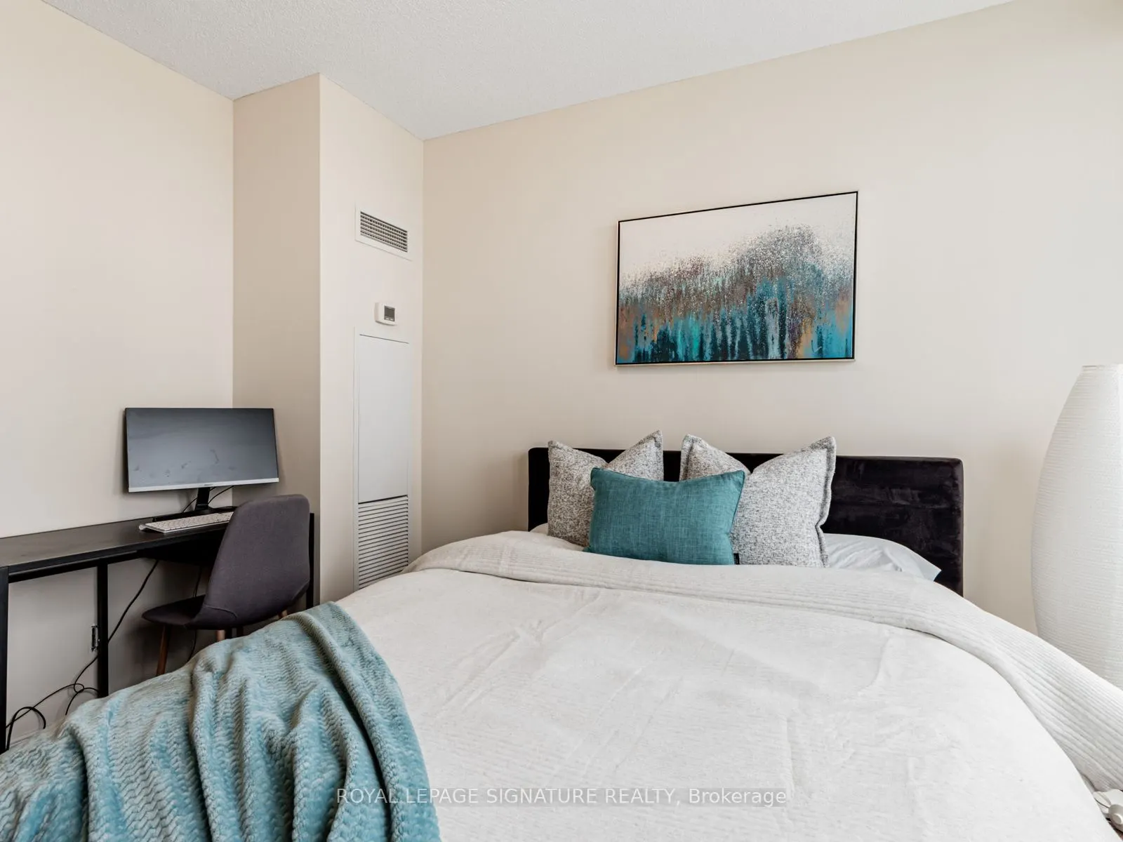 15 Legion Road, #1804