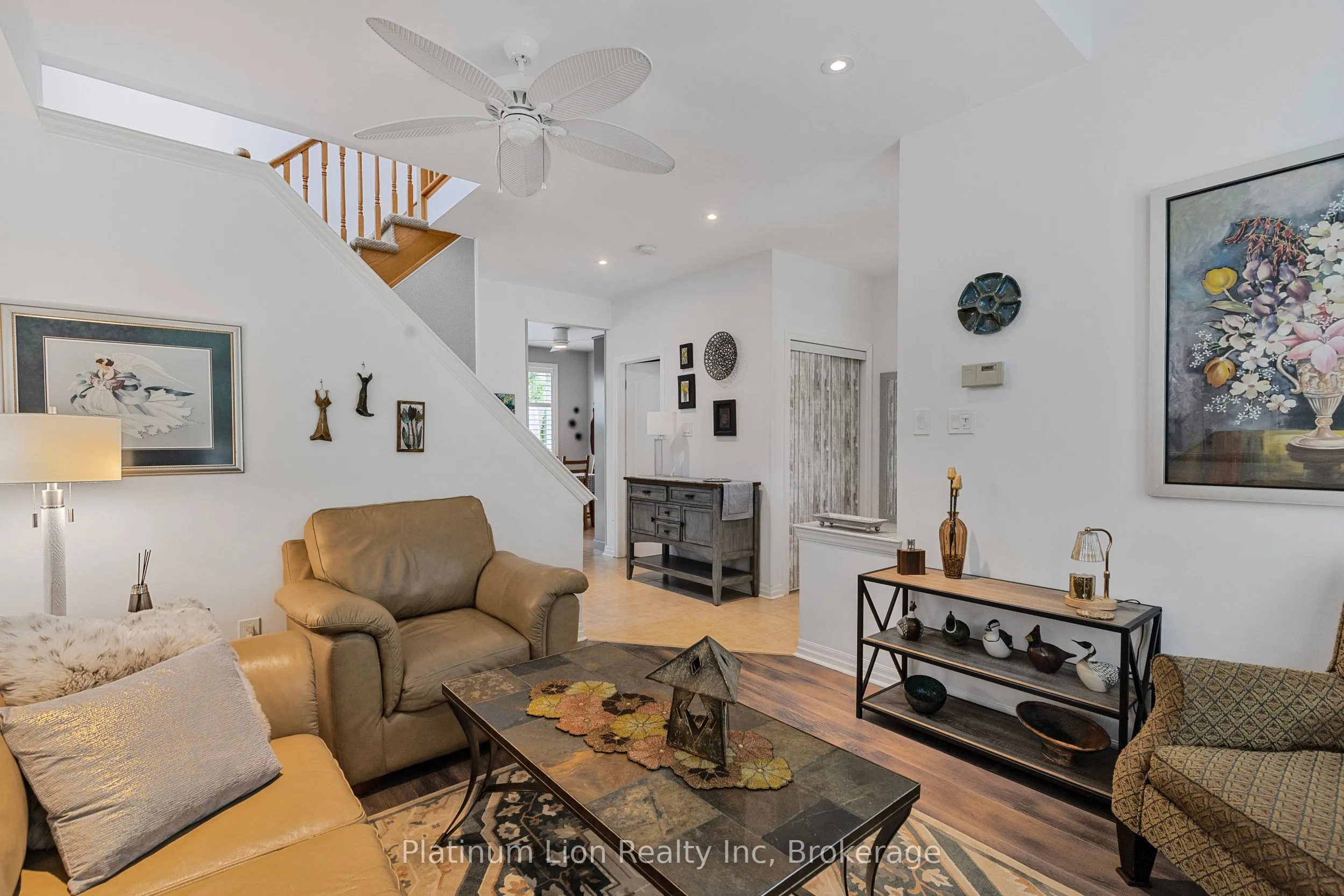 1256 Roundwood Crescent