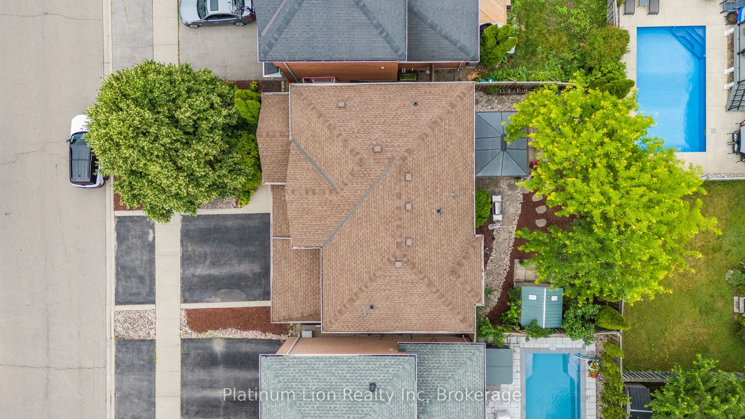1256 Roundwood Crescent