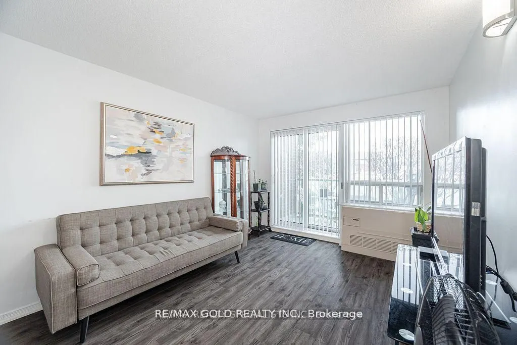 25 Via Rosedale Way, #108