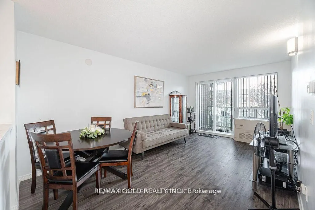 25 Via Rosedale Way, #108