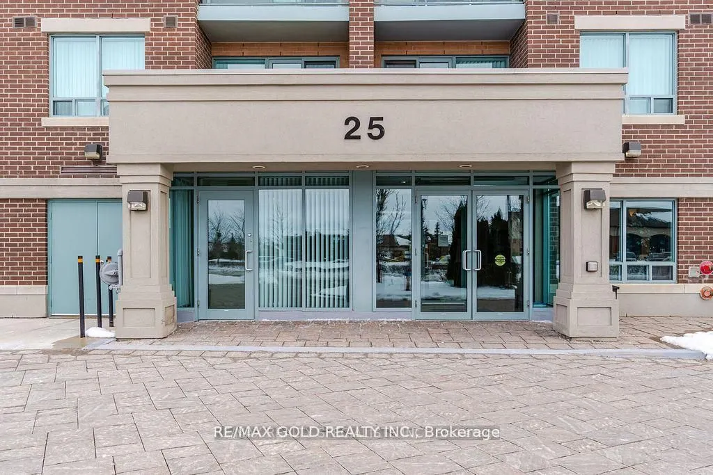 25 Via Rosedale Way, #108