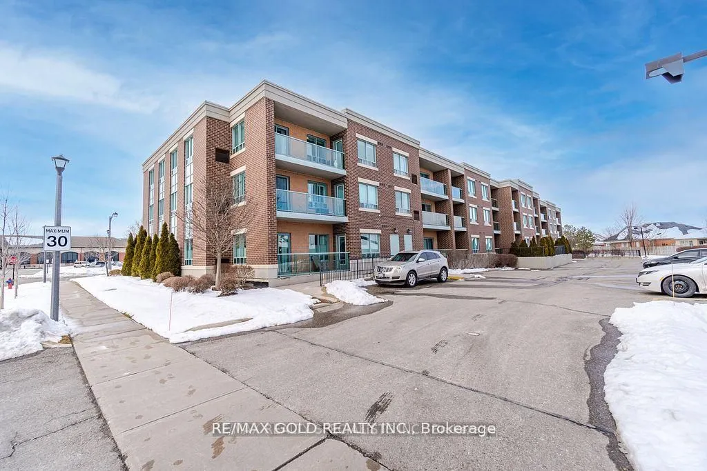 25 Via Rosedale Way, #108