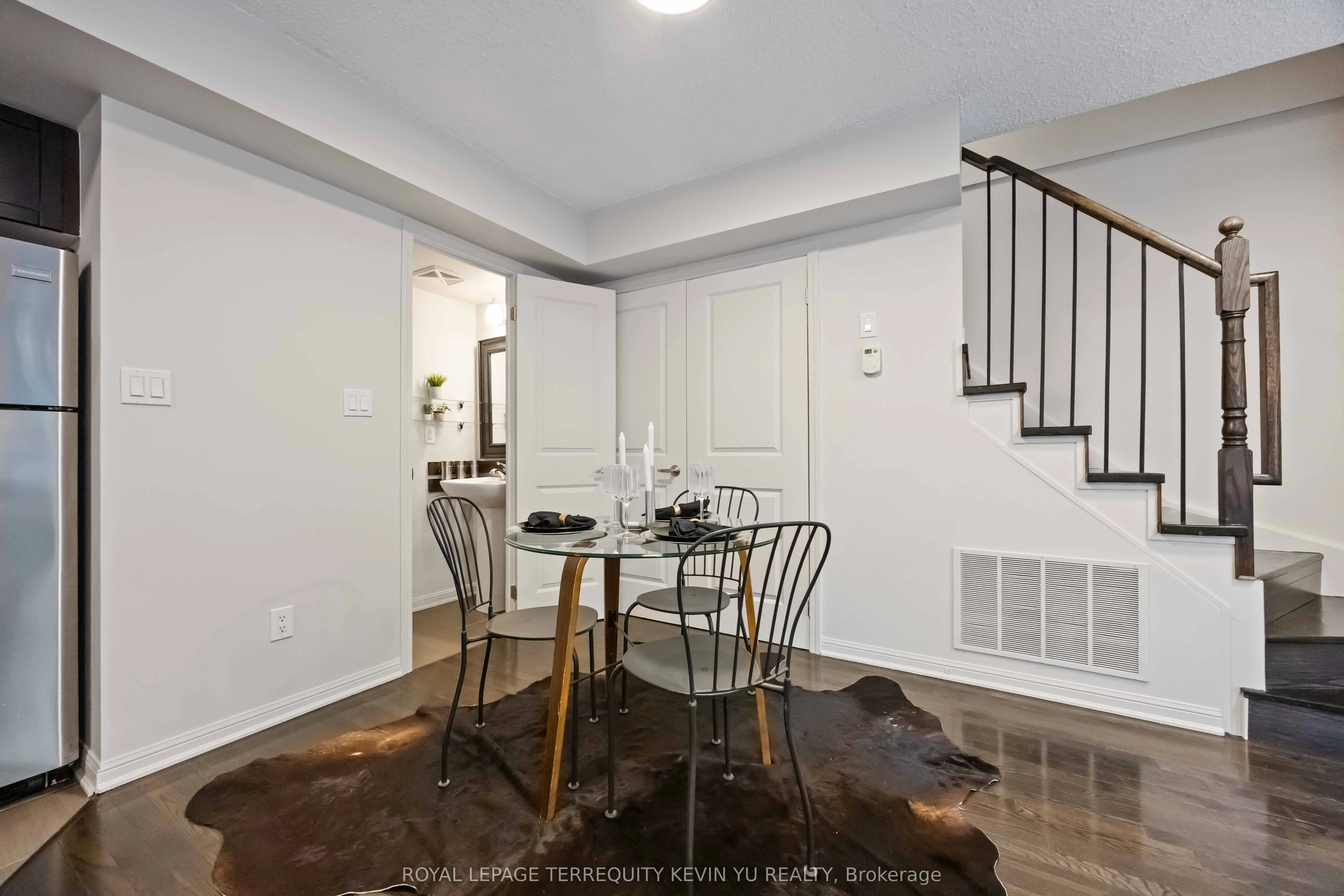 8 Foundry Avenue, #163