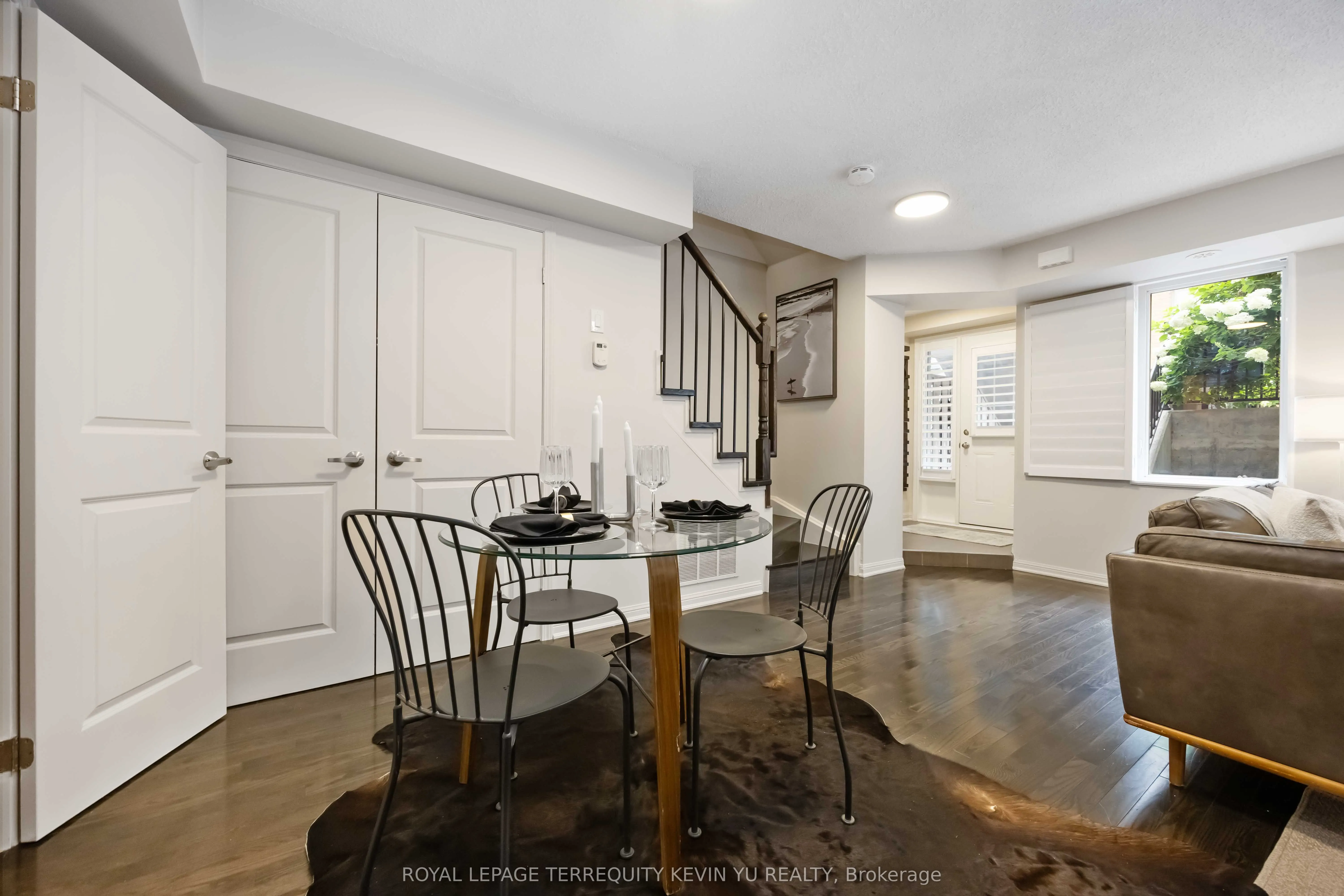 8 Foundry Avenue, #163