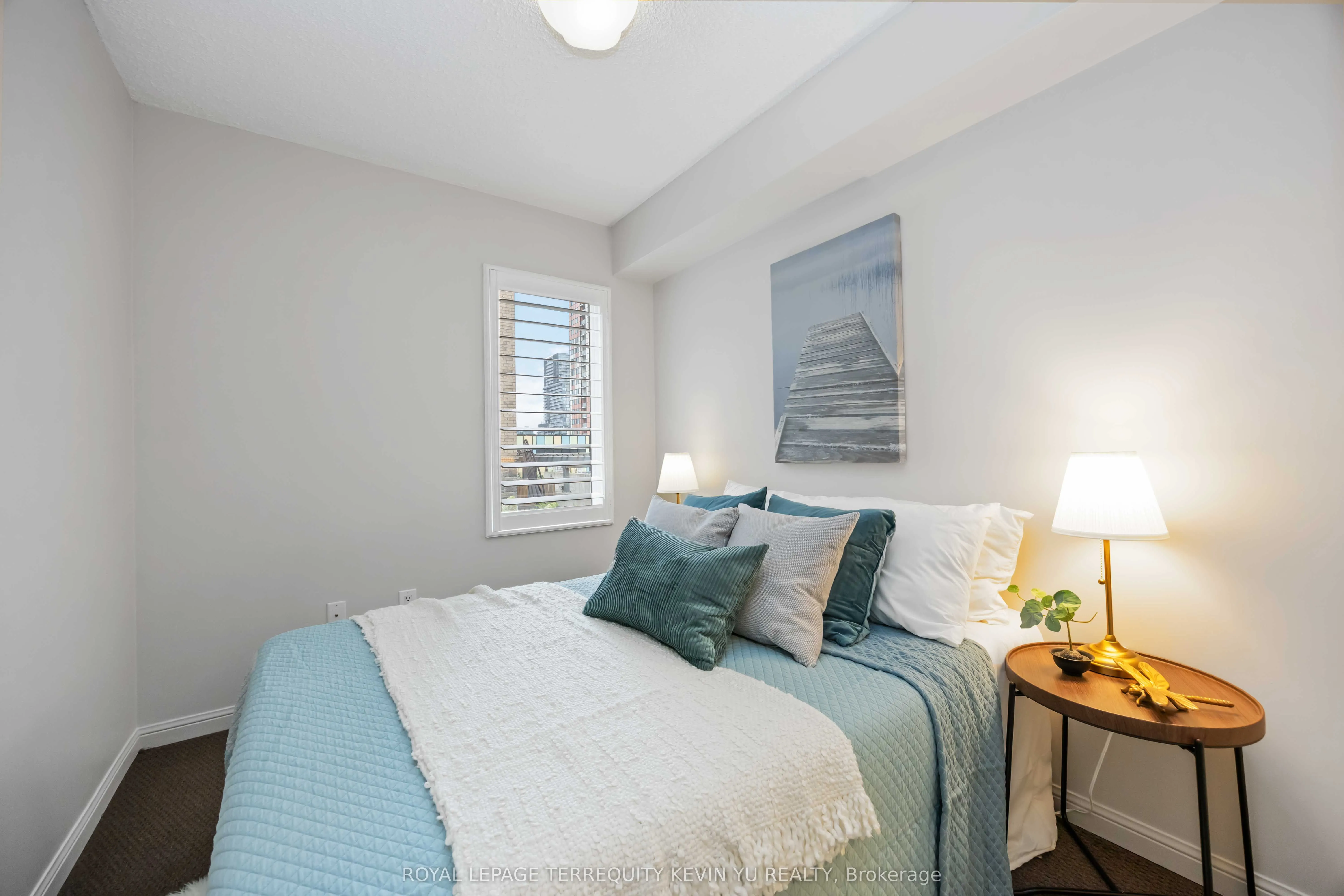 8 Foundry Avenue, #163