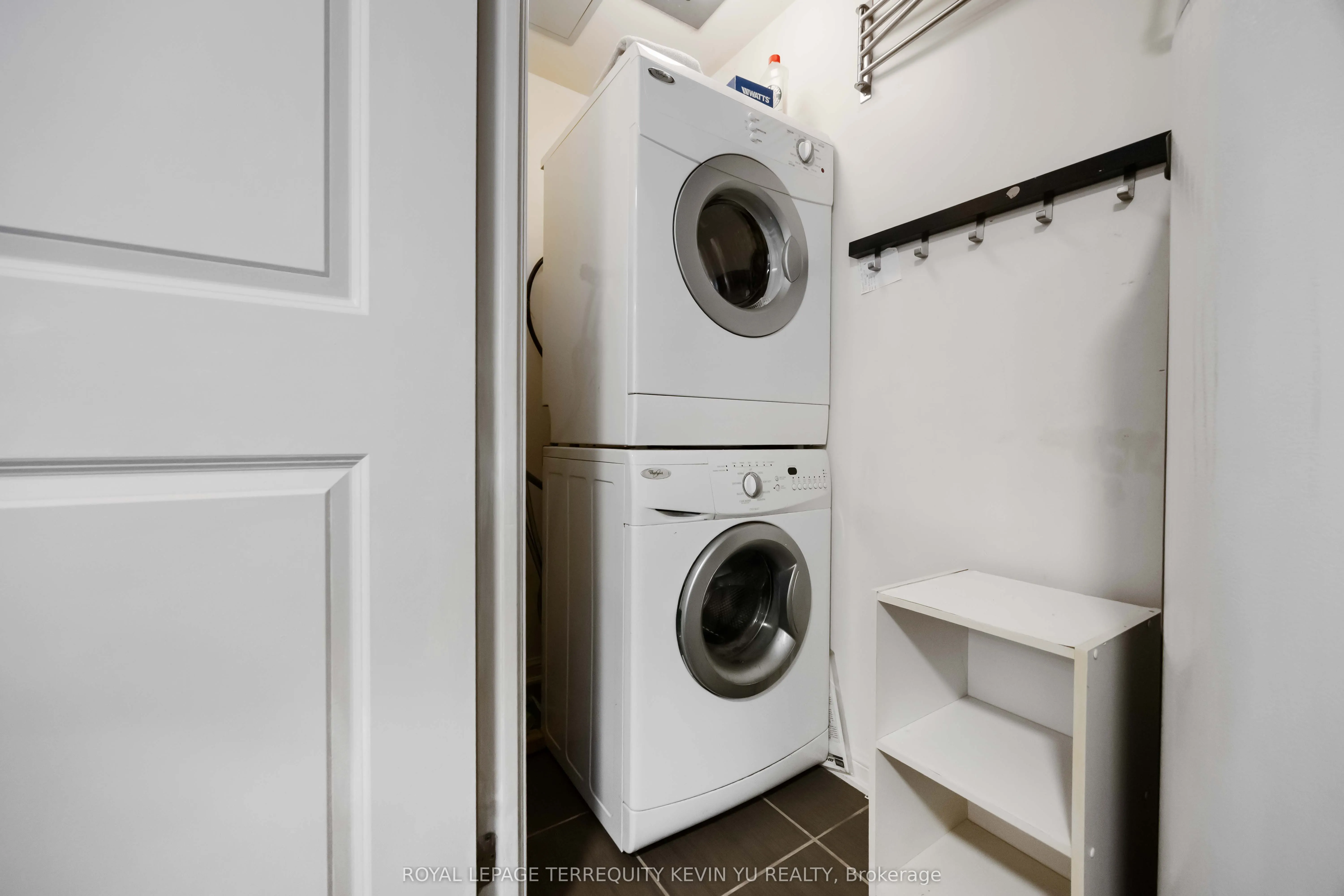 8 Foundry Avenue, #163